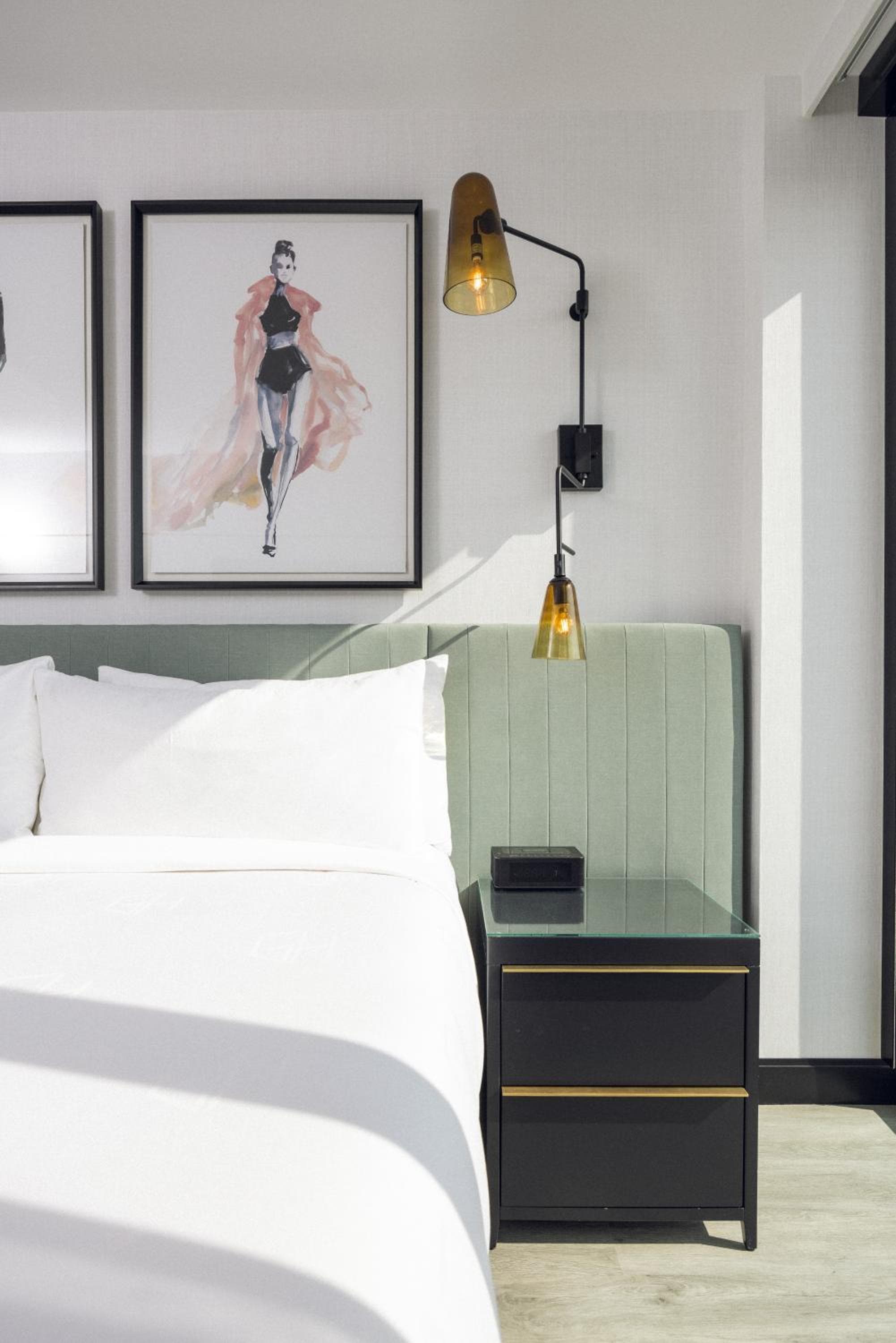 Das Godfrey Hotel Hollywood — 25