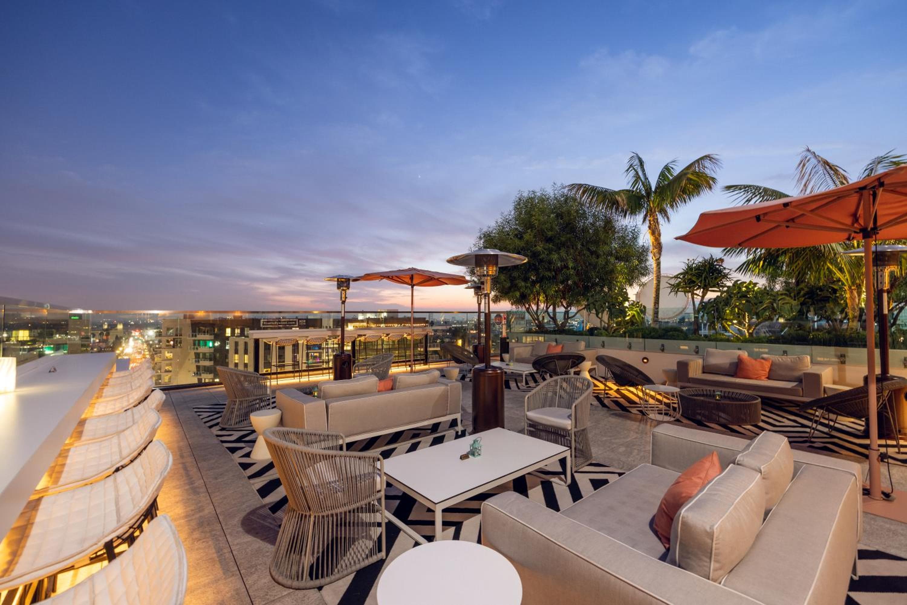 Das Godfrey Hotel Hollywood — 30