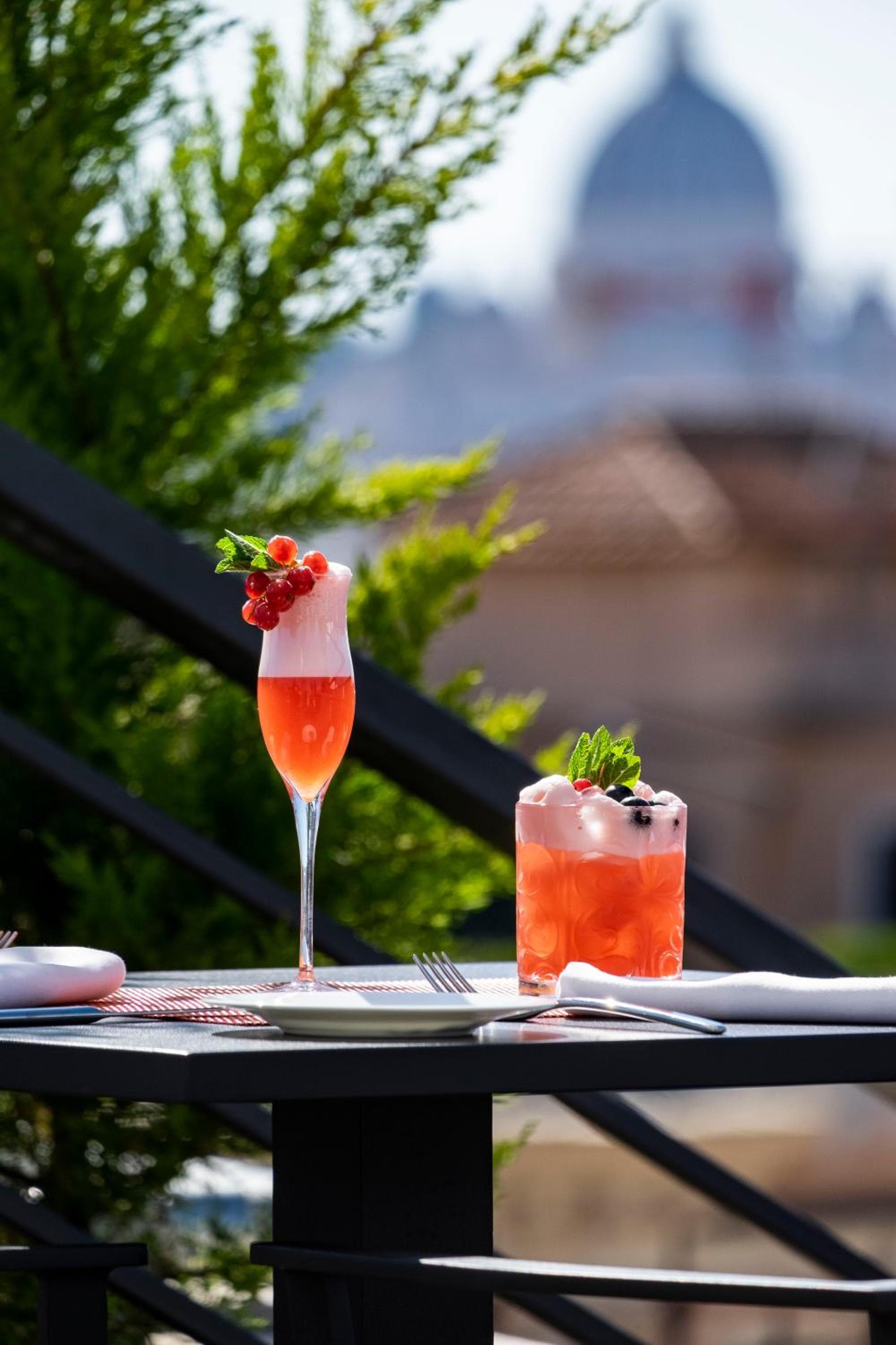 U-Visionary Roma Hotel — 13