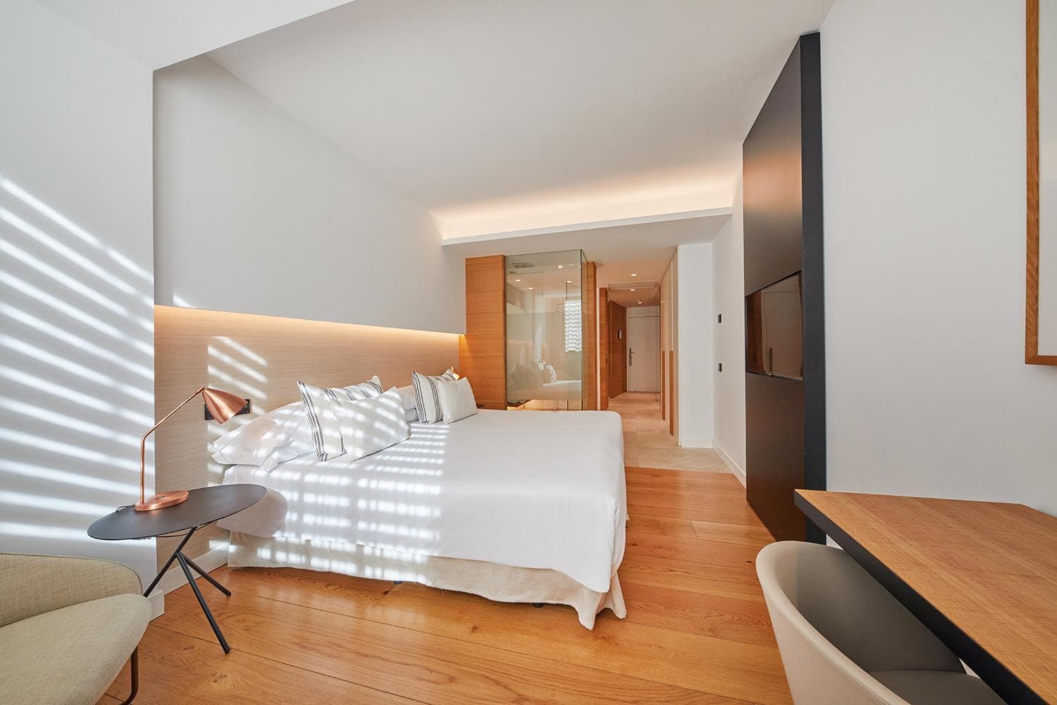 Nakar Hotel — 25
