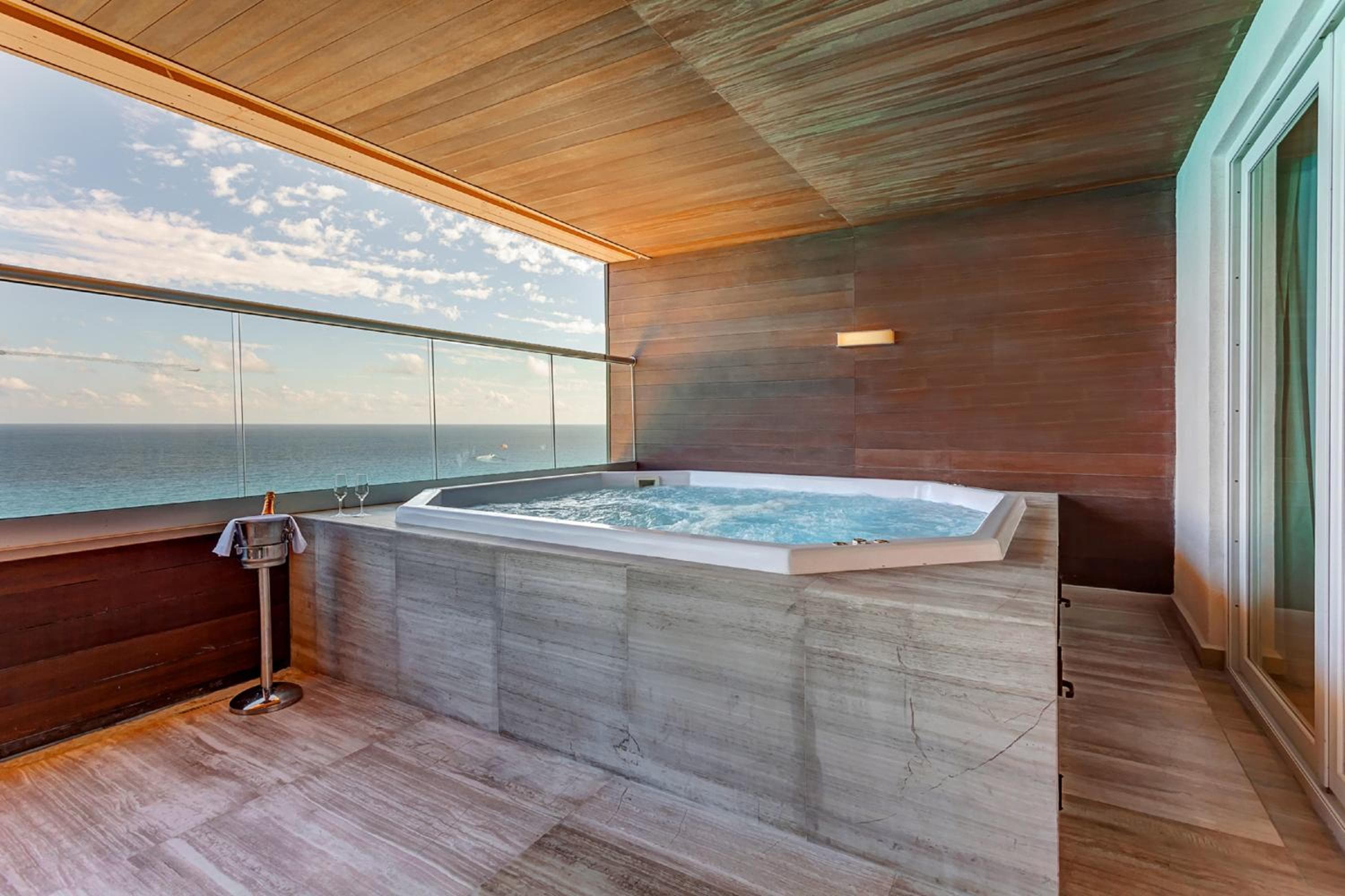 Royalton CHIC Cancun, An Autograph Collection All-Inclusive Resort - Adults Only hotel, Km 9.7 Blvd Kulkulcan, Cancún, Mexico — photo 139