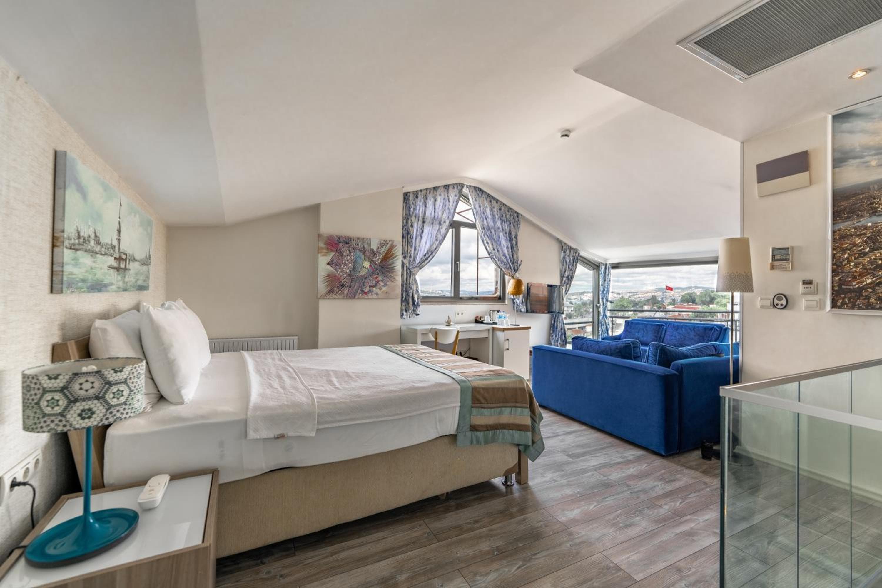 Elanaz Hotel — 28
