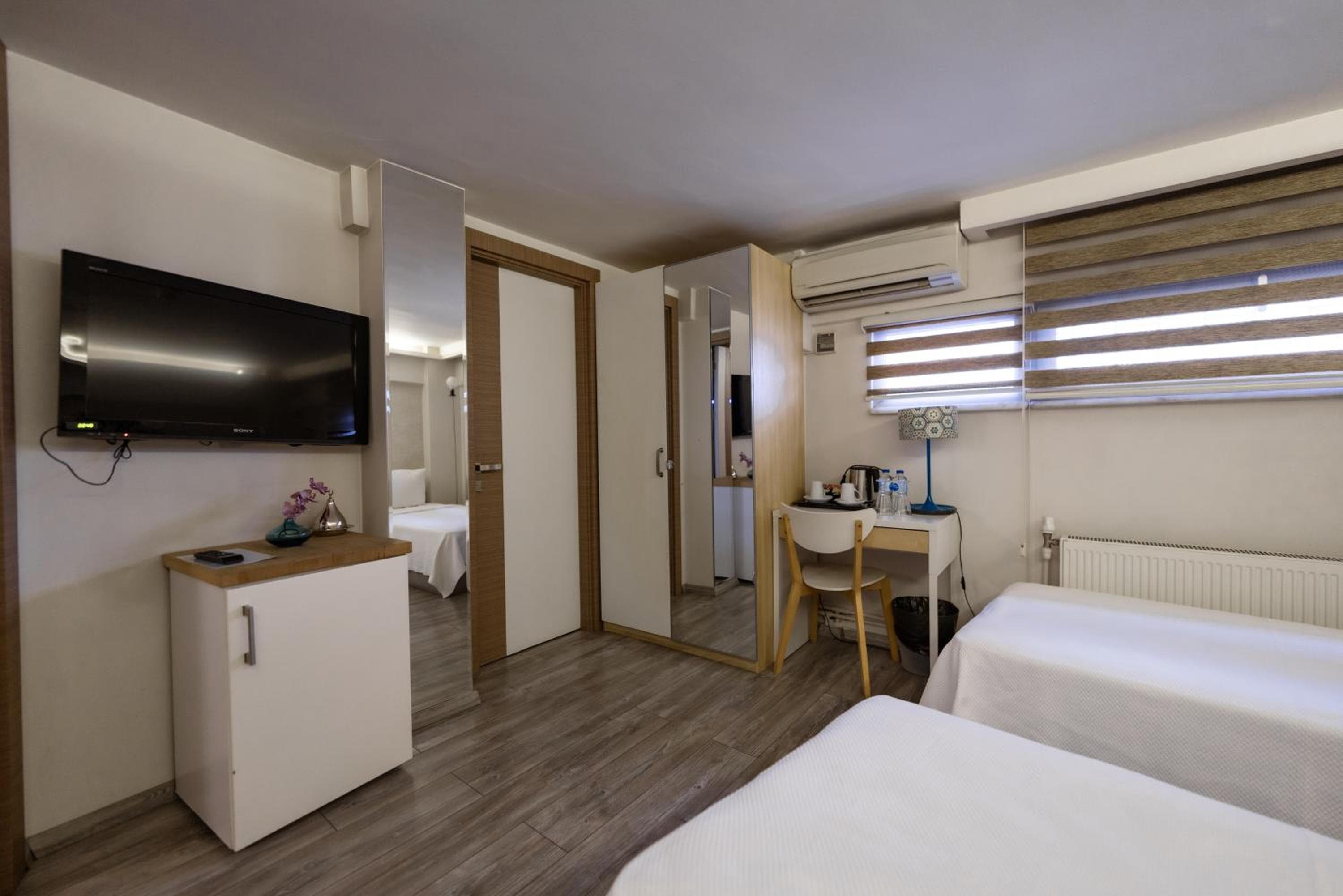 Elanaz Hotel — 20