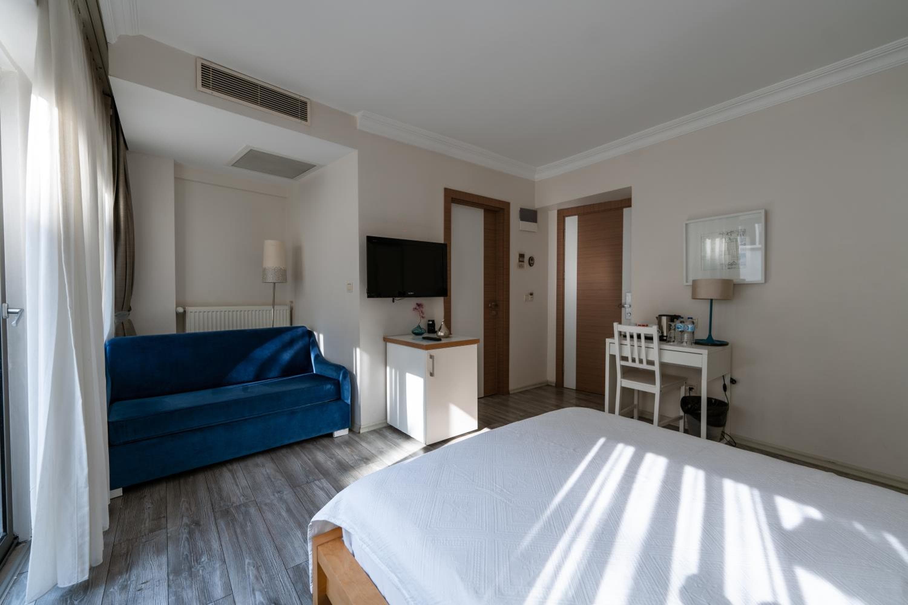Elanaz Hotel — 14