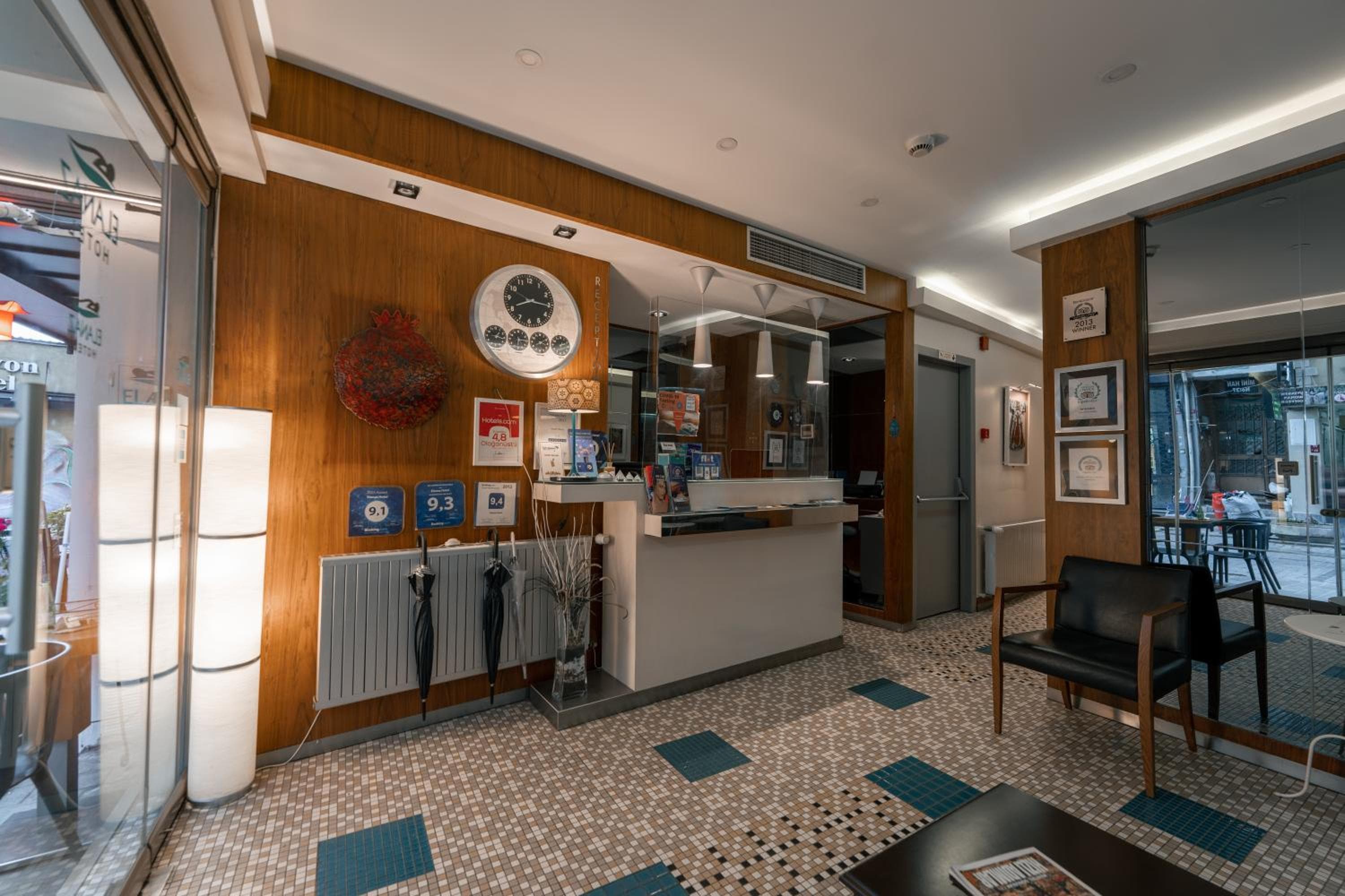 Elanaz Hotel — 4