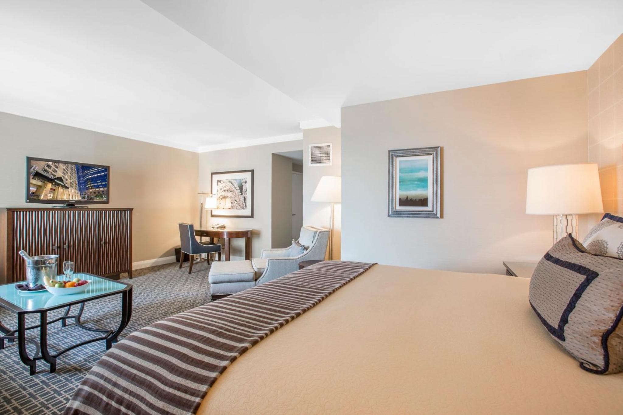 Omni Los Angeles Hotel — 26