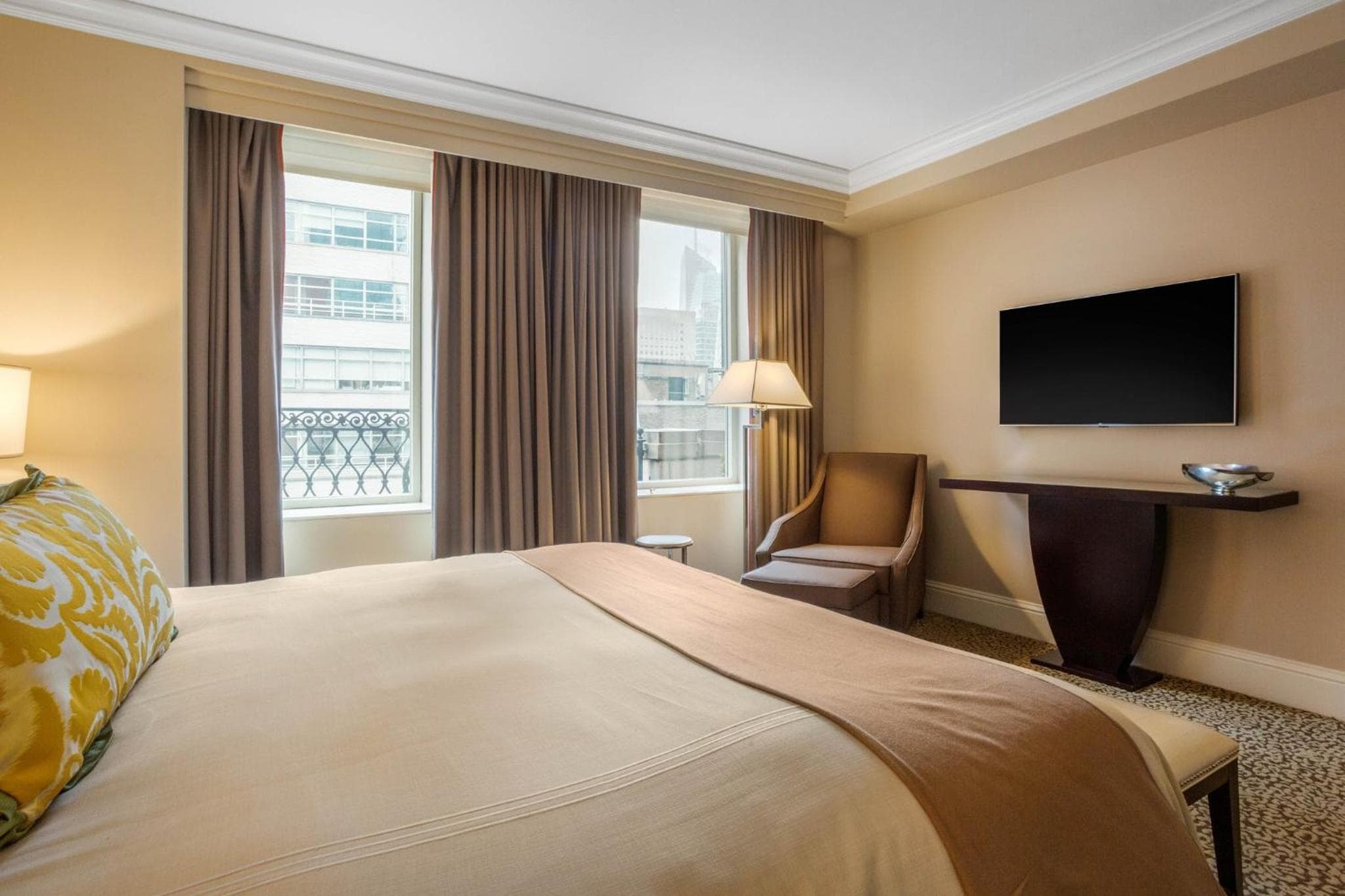Omni Berkshire Place — 12