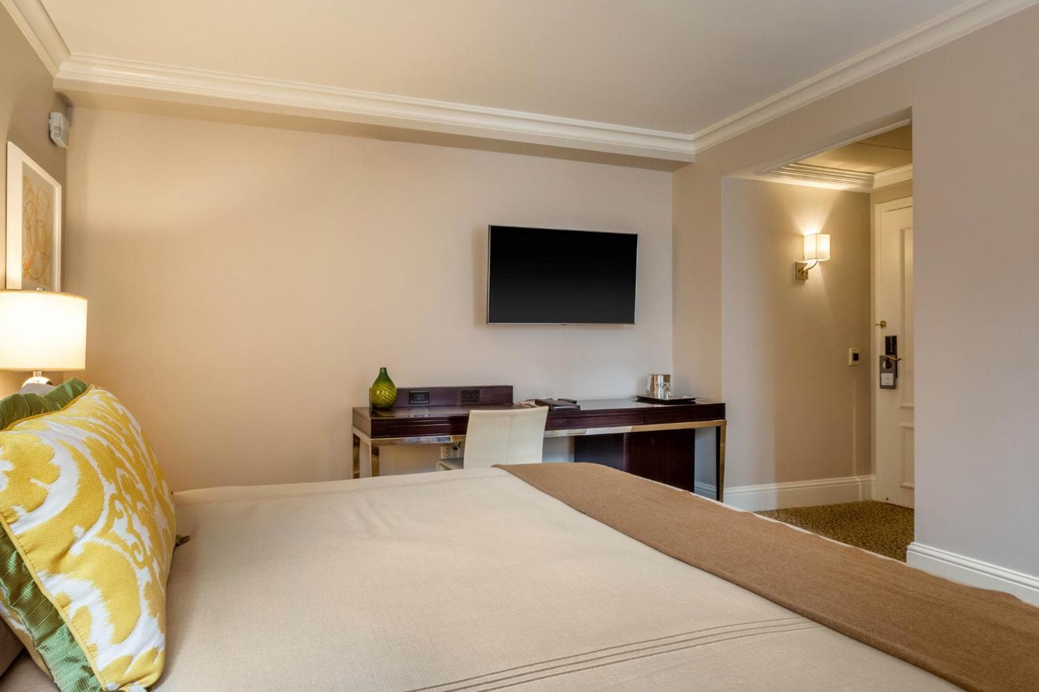 Omni Berkshire Place — 28