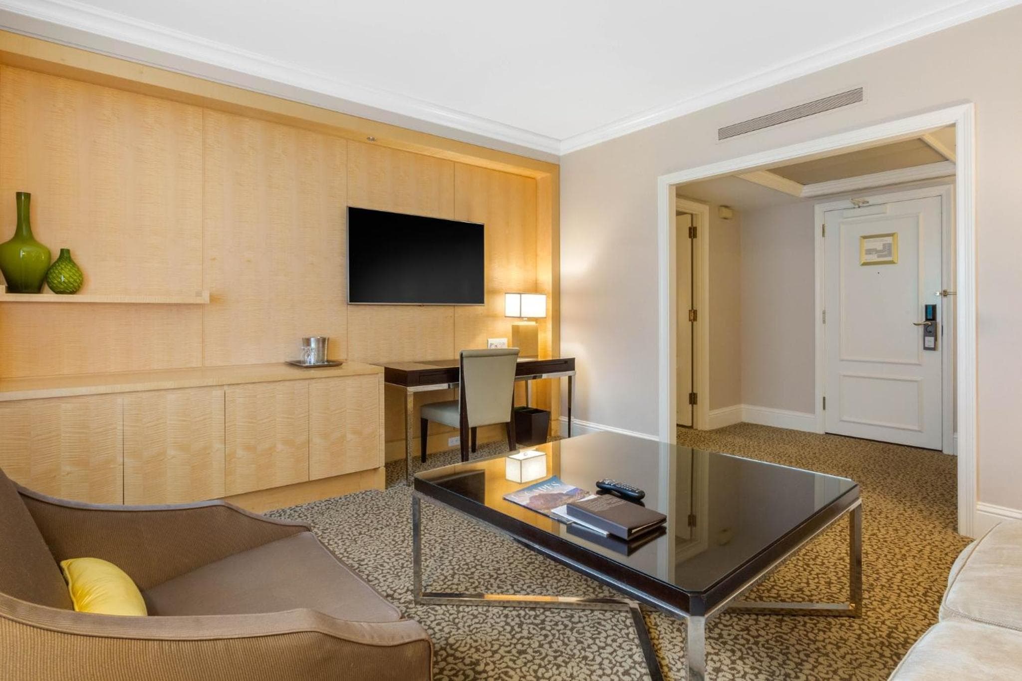 Omni Berkshire Place — 18