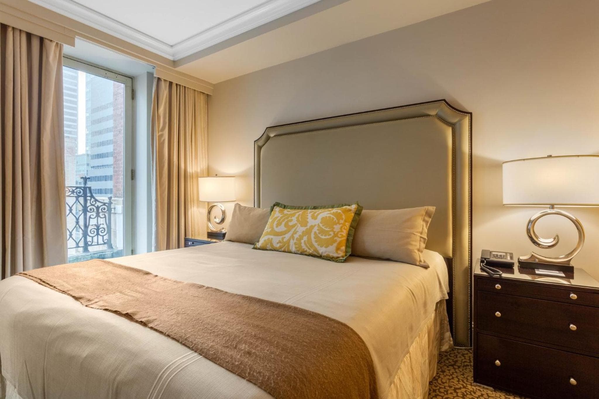 Omni Berkshire Place — 29