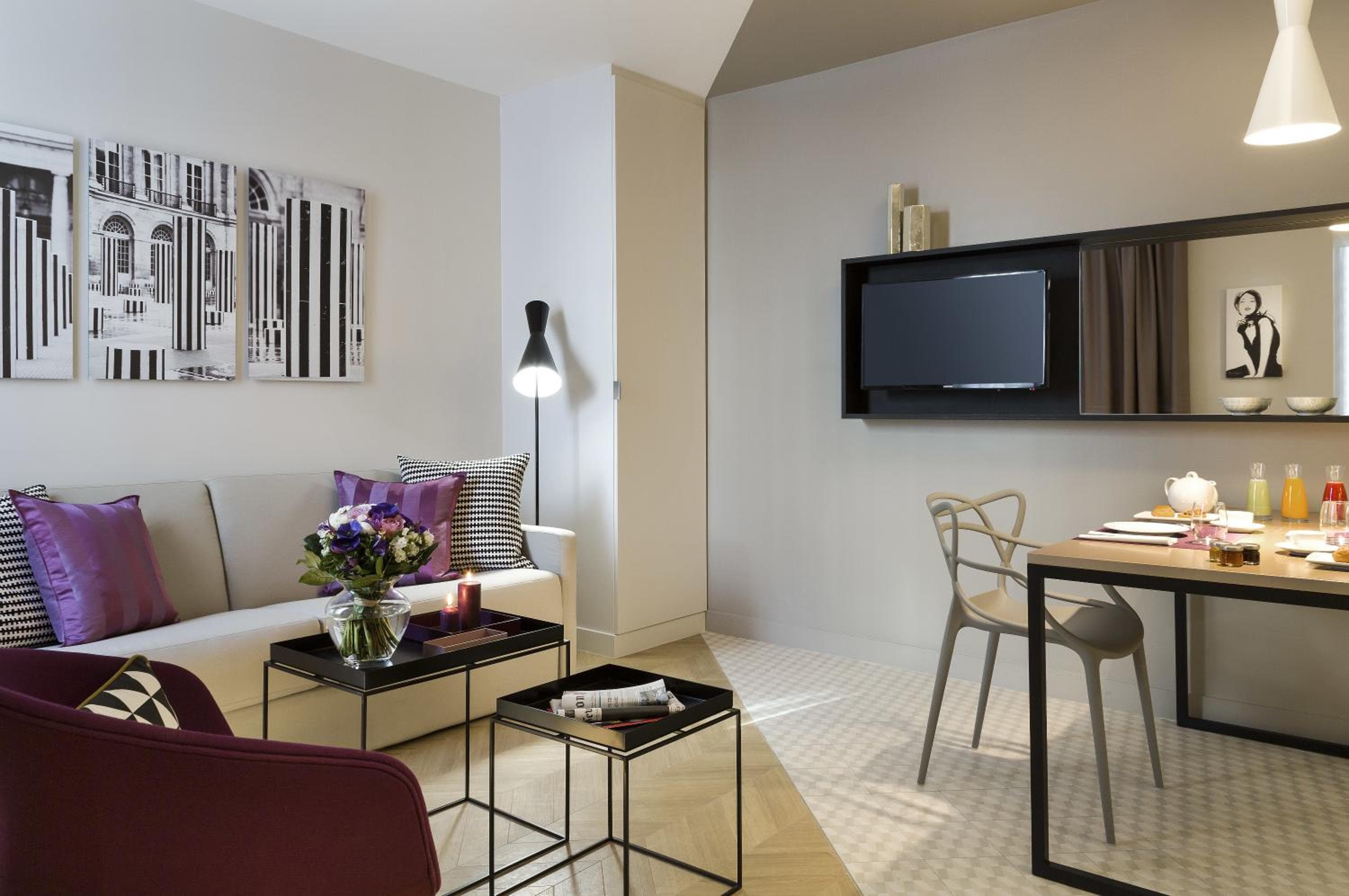 Citadines Opéra Paris — 18