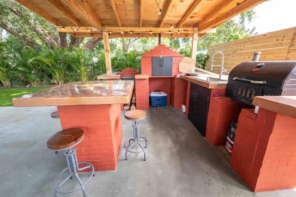 Beautiful House, Walking Distance to Stadium — 11