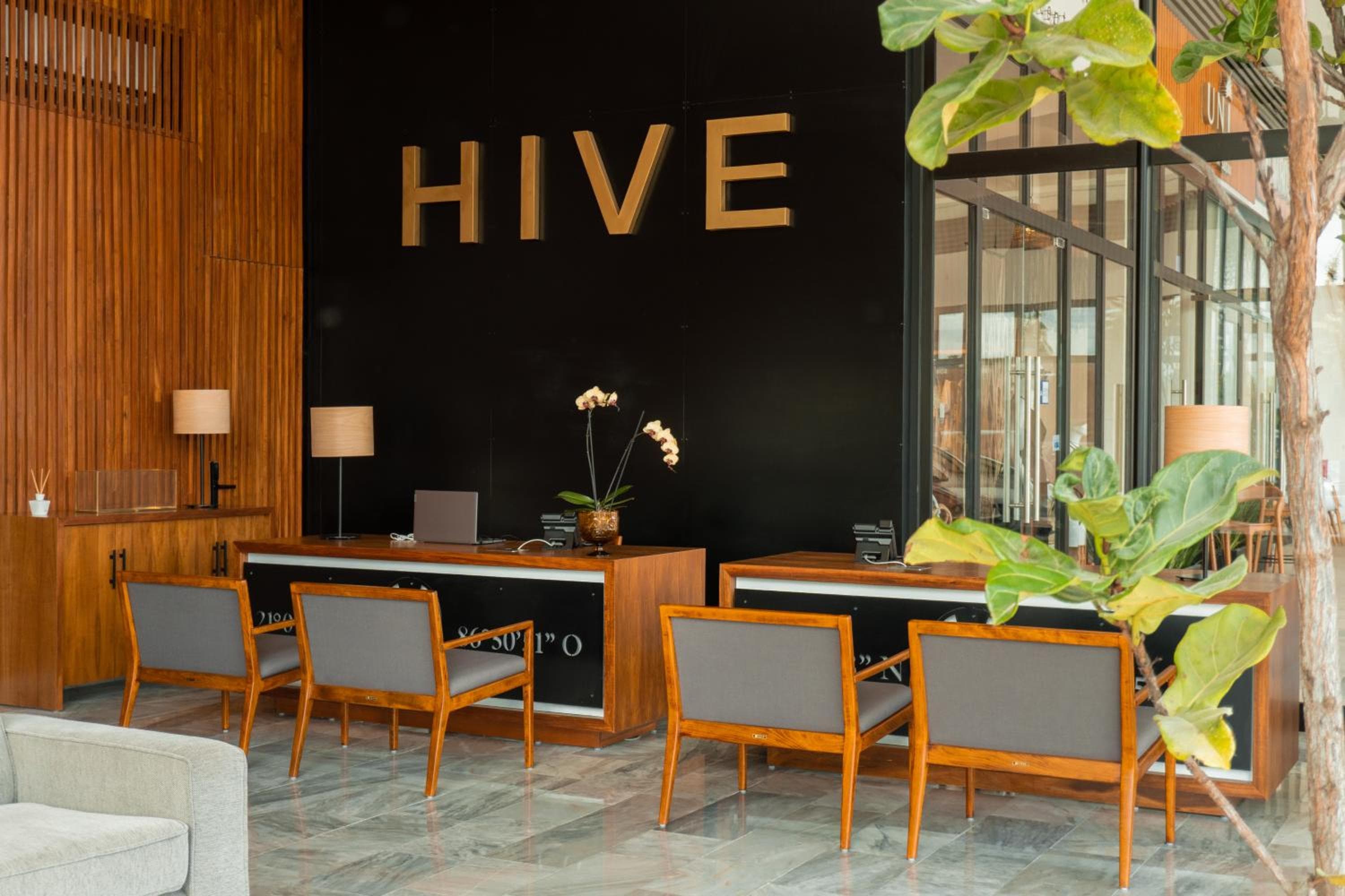Hive Cancun by G Hotels — 18