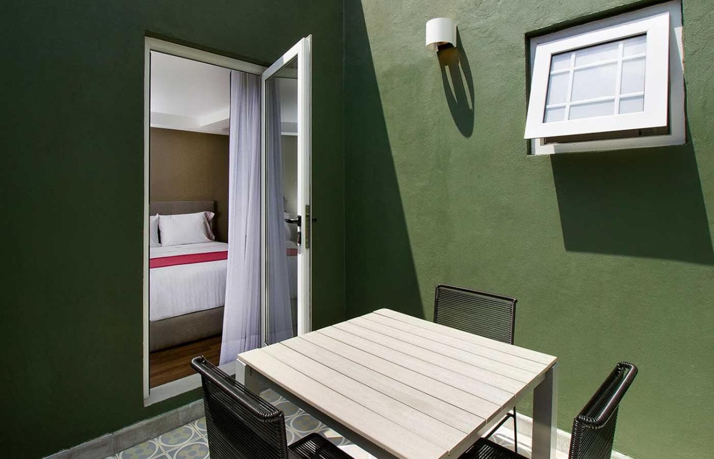 Riforma dell'Hotel MX — 6