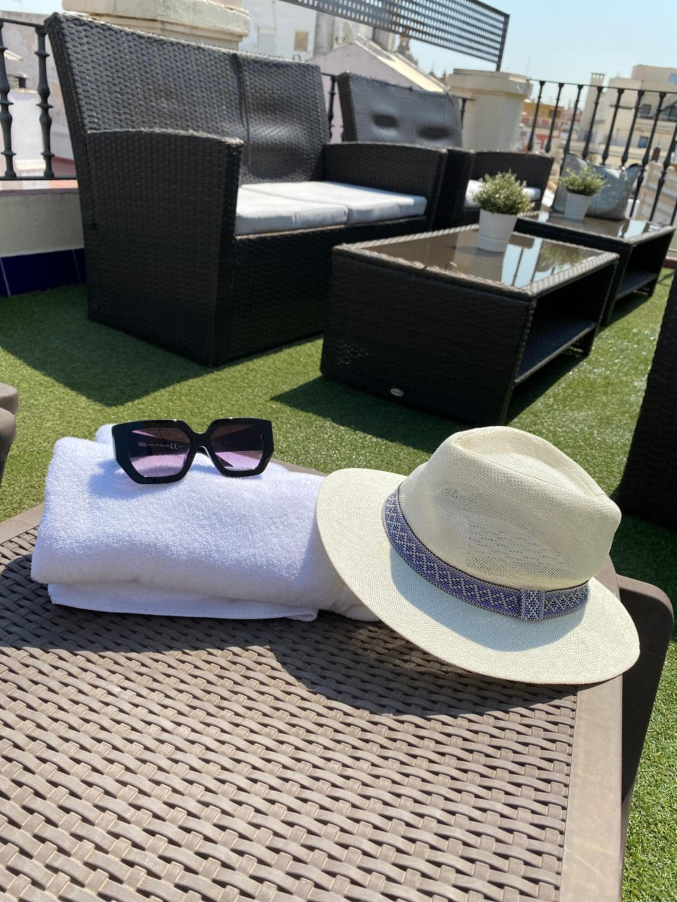 Hotel Plaza — 4