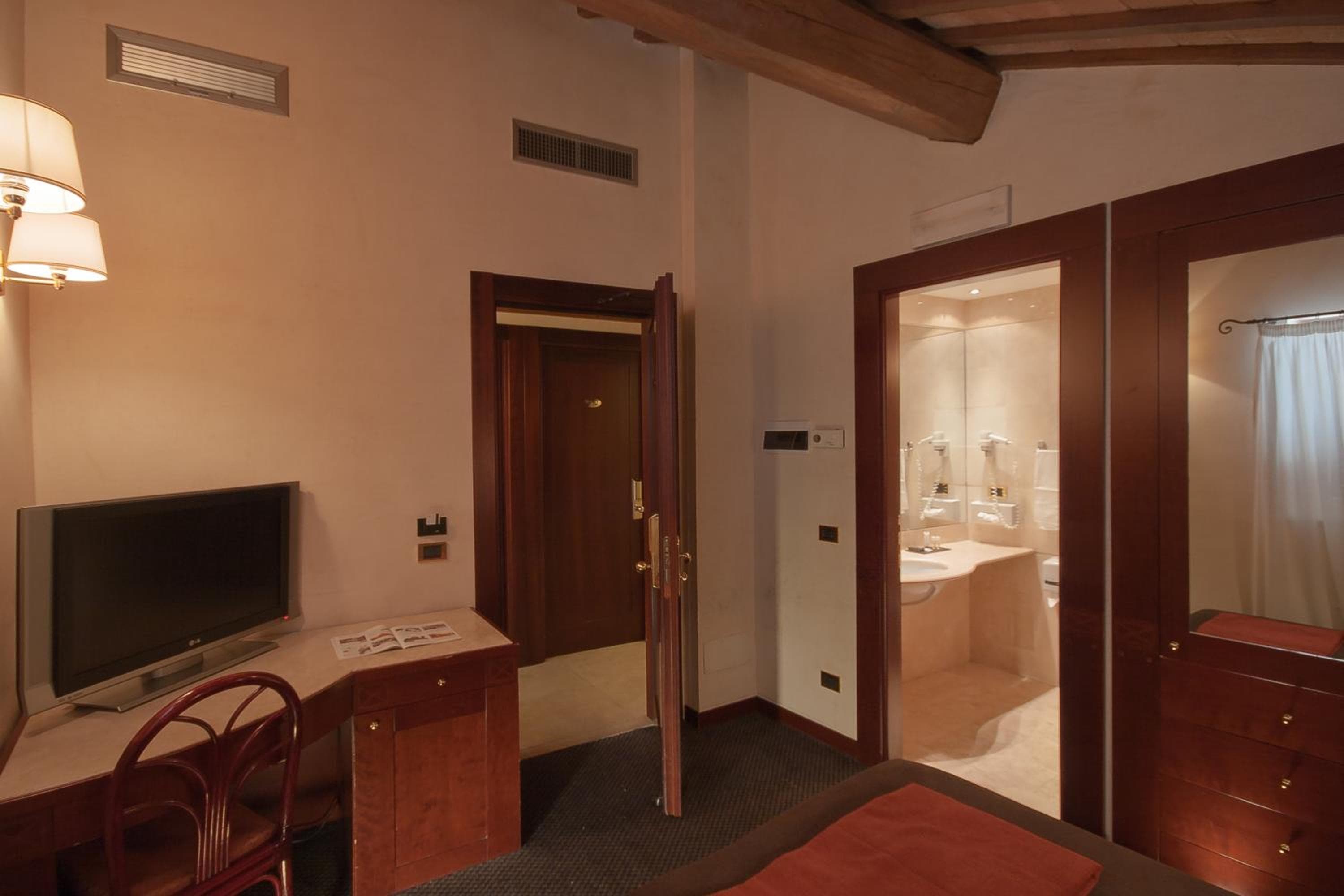 Hotel Accademia — 20