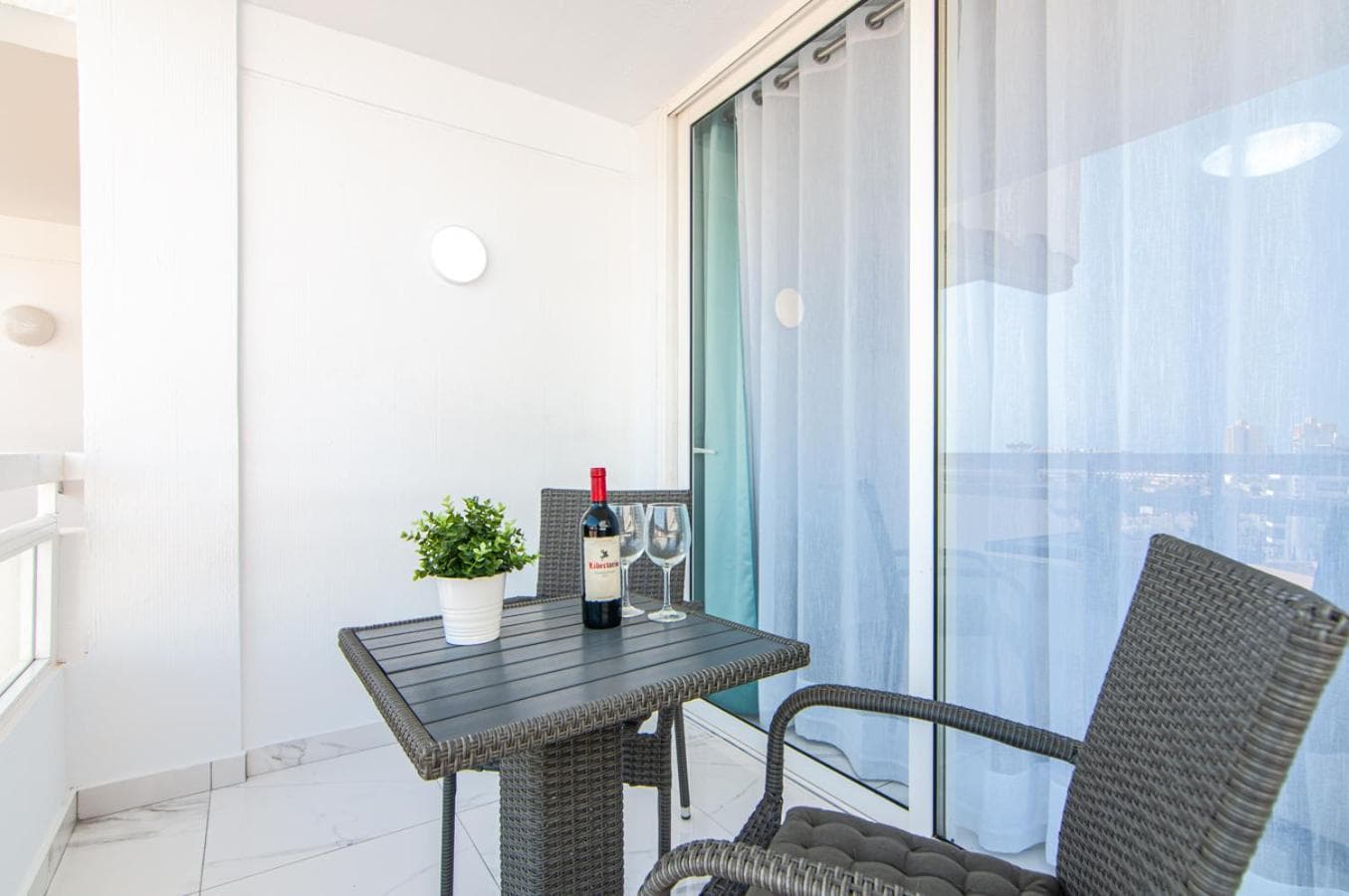 Cosy Studio in Playa de Las Americas PH10 — 4