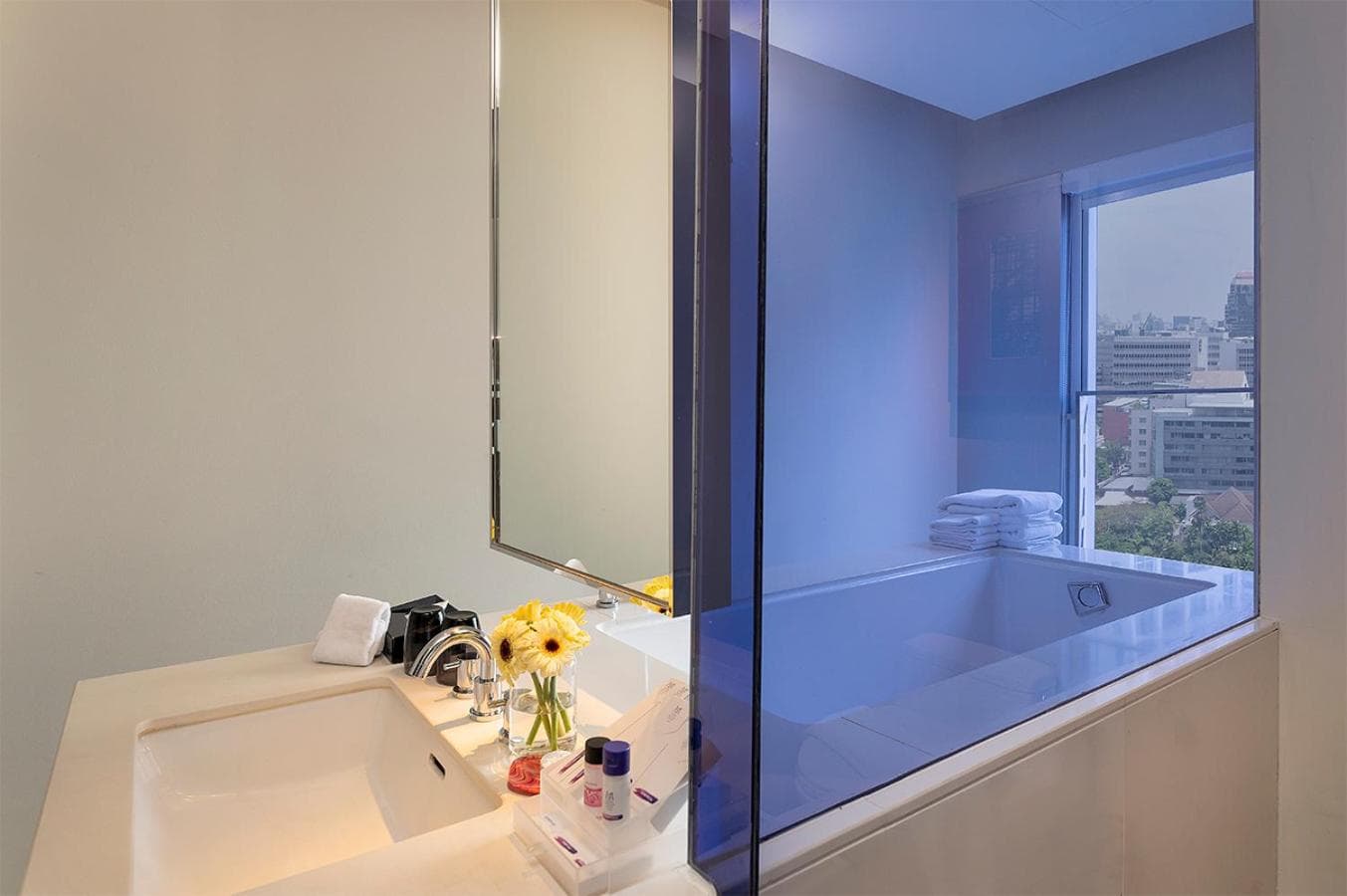 Mode Sathorn Hotel — 4