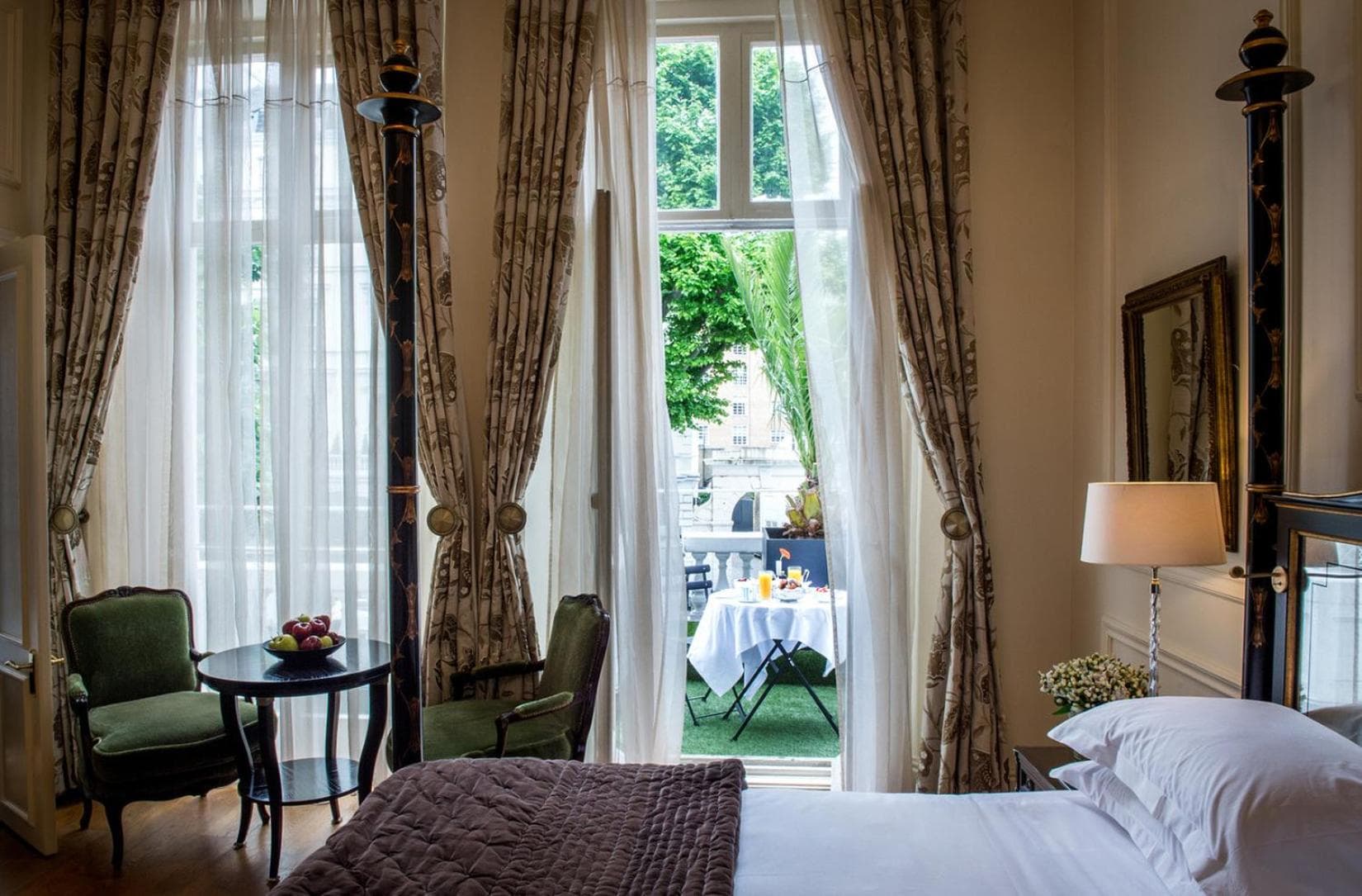 Das Kensington Hotel — 27