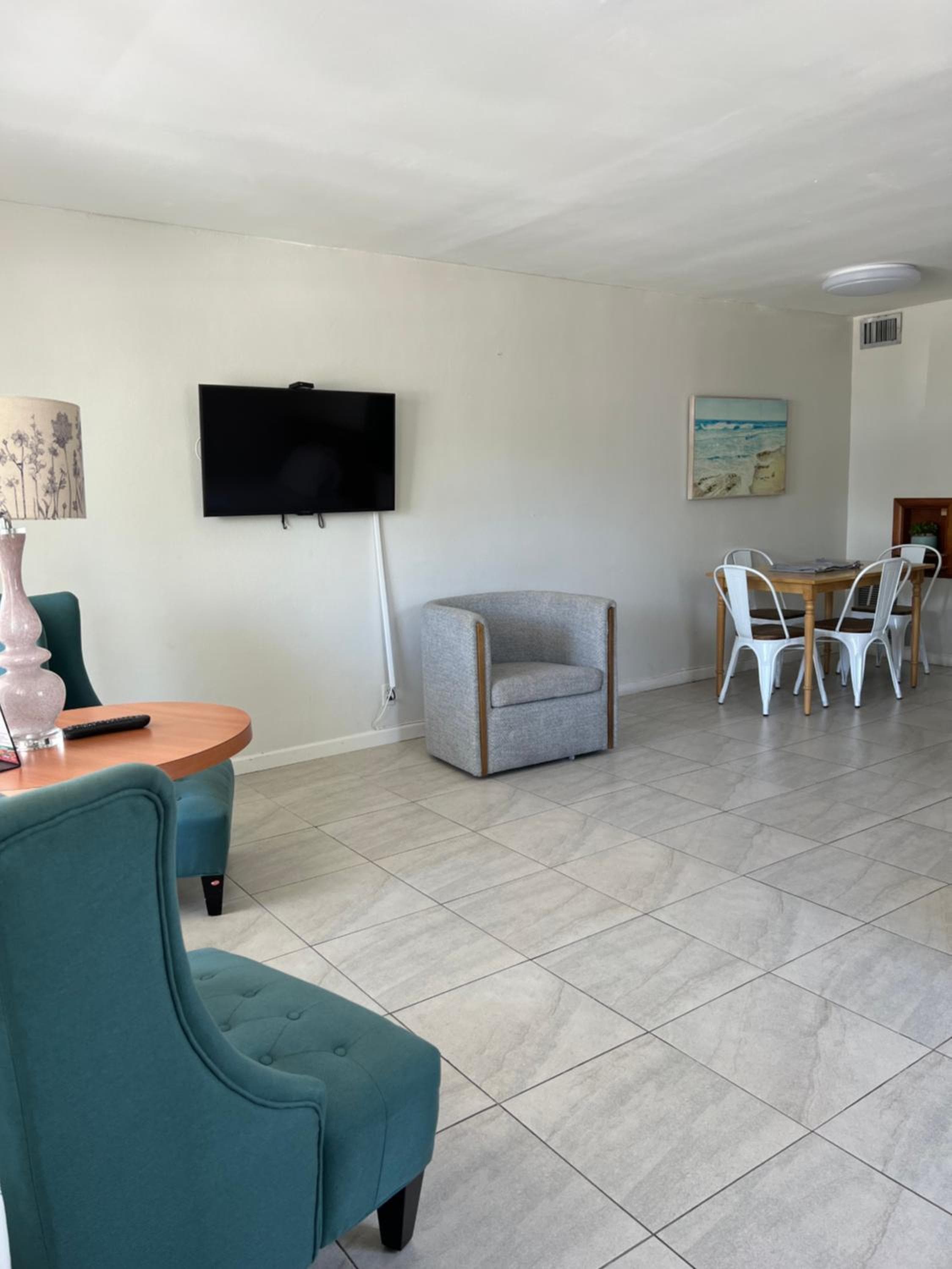 Dee Jay Beach Resort — 26