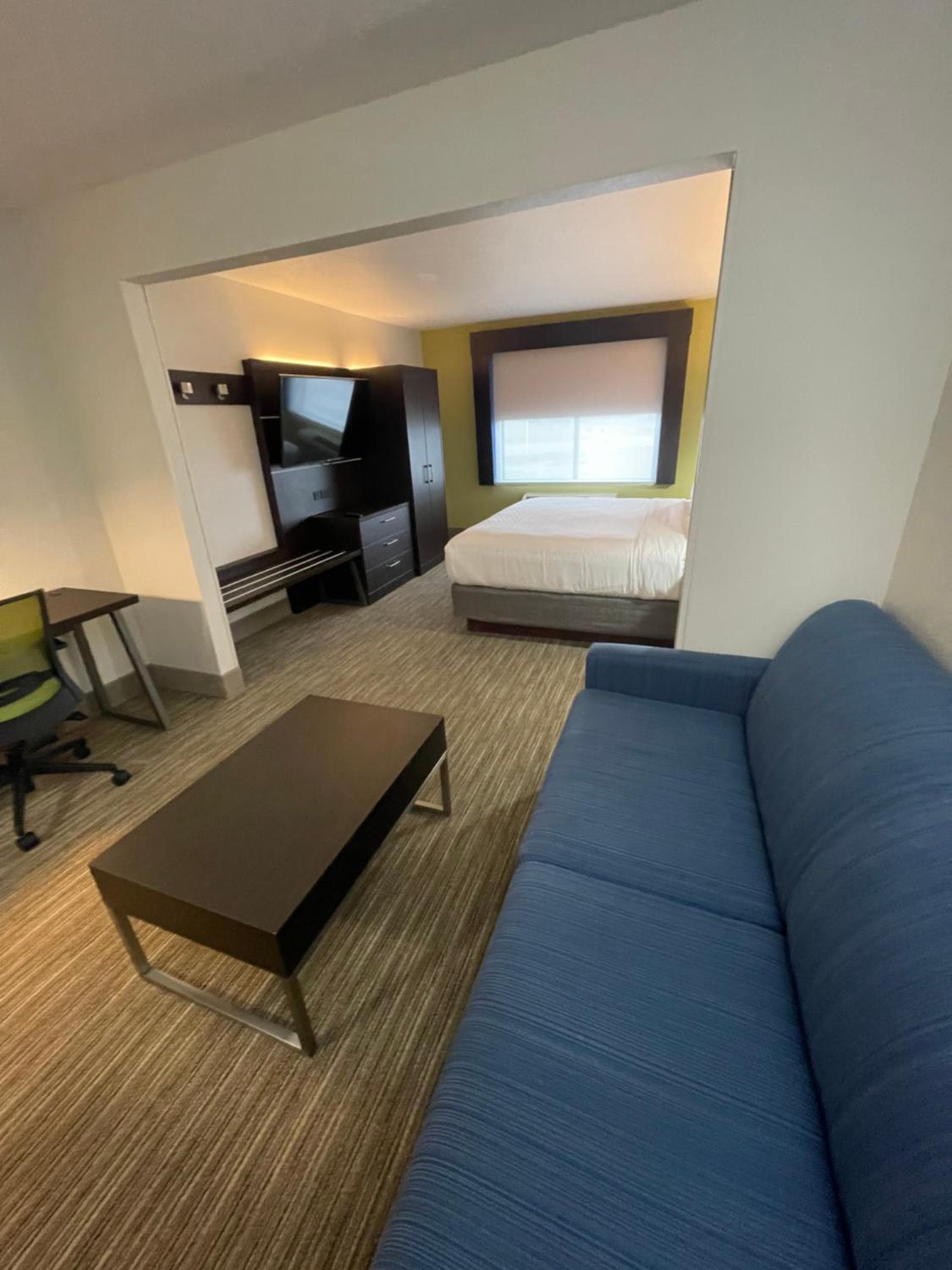 Holiday Inn Express Hotel & Suites Las Vegas NM by IHG — 29