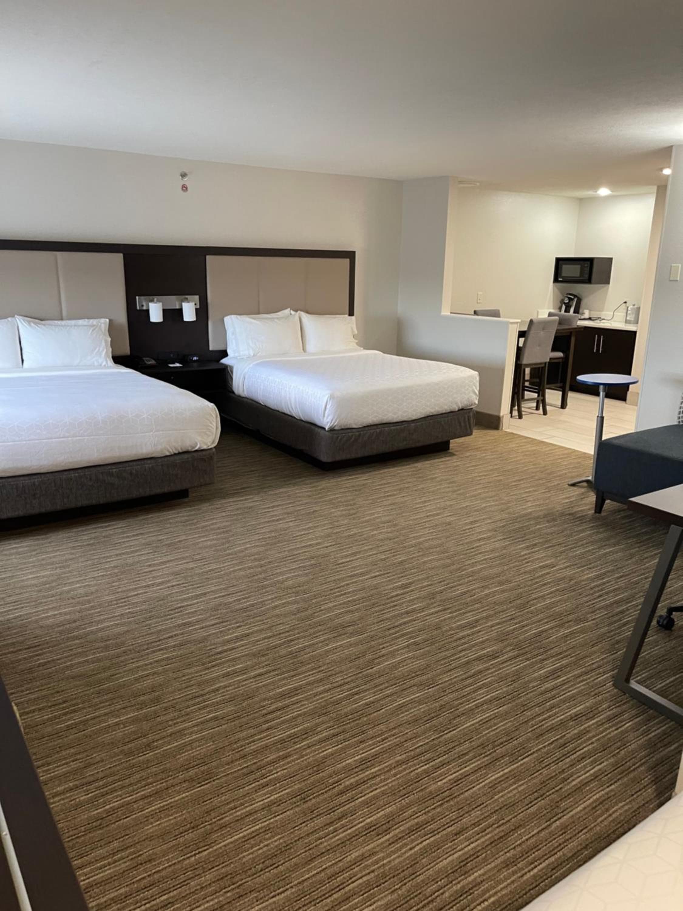 Holiday Inn Express Hotel & Suites Las Vegas NM by IHG — 15