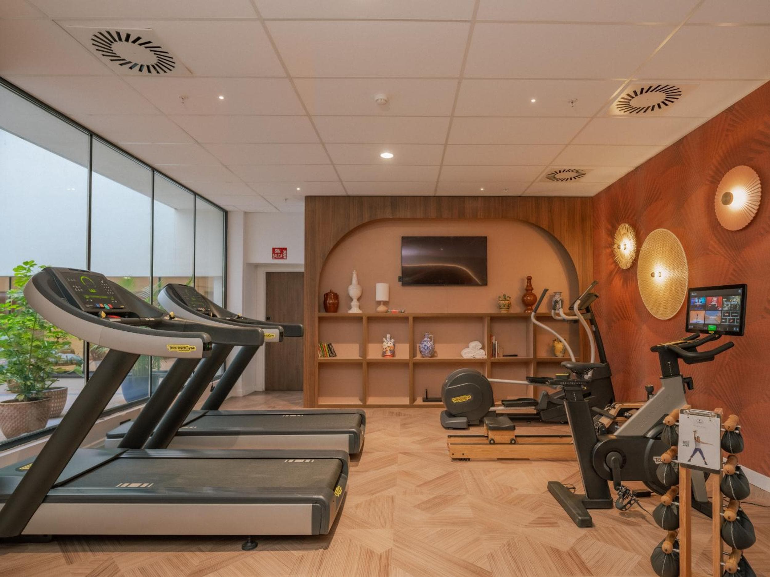 Ibis Styles Sevilla City Santa Justa — 28