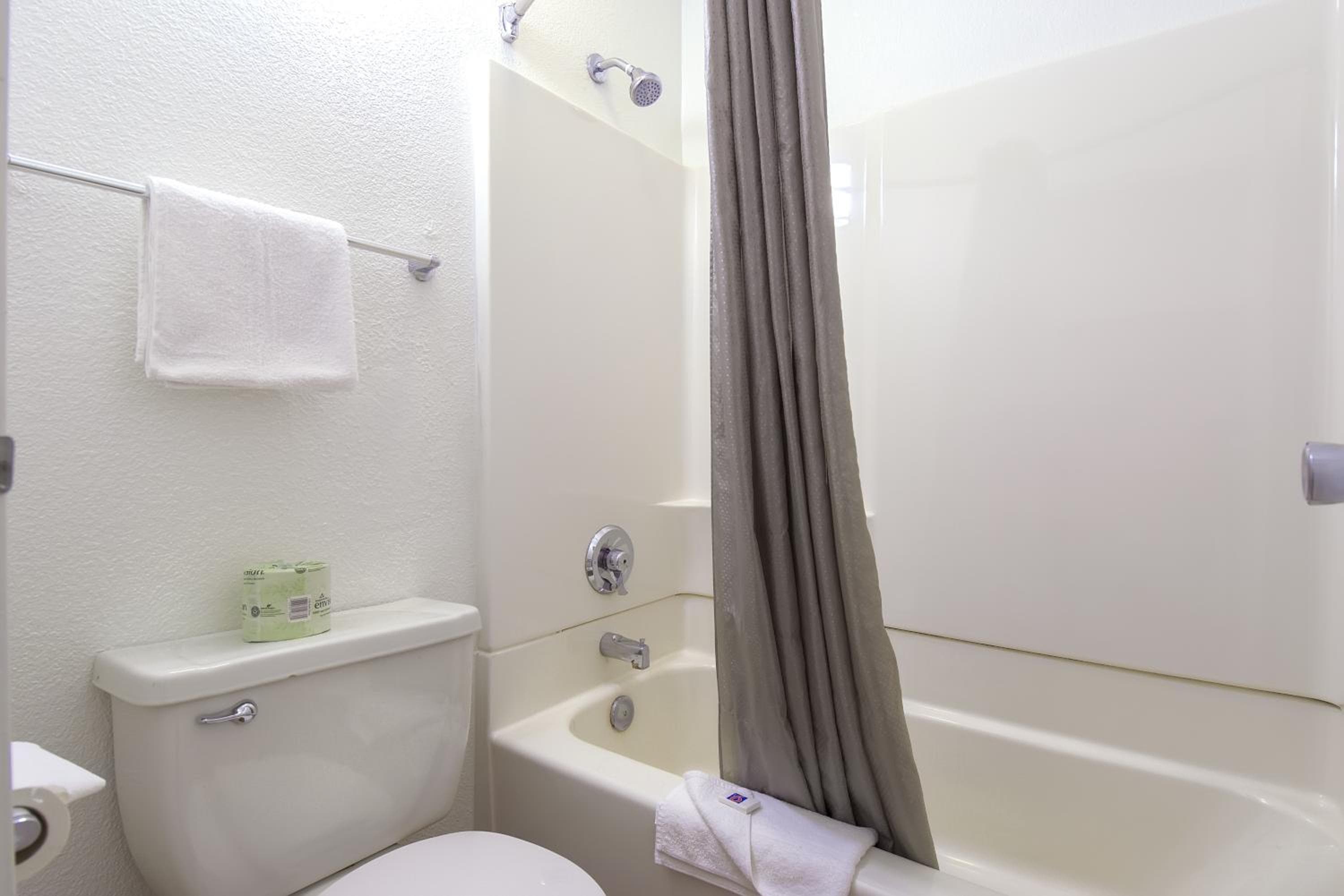 Las Vegas, NV - Boulder Highway — 24