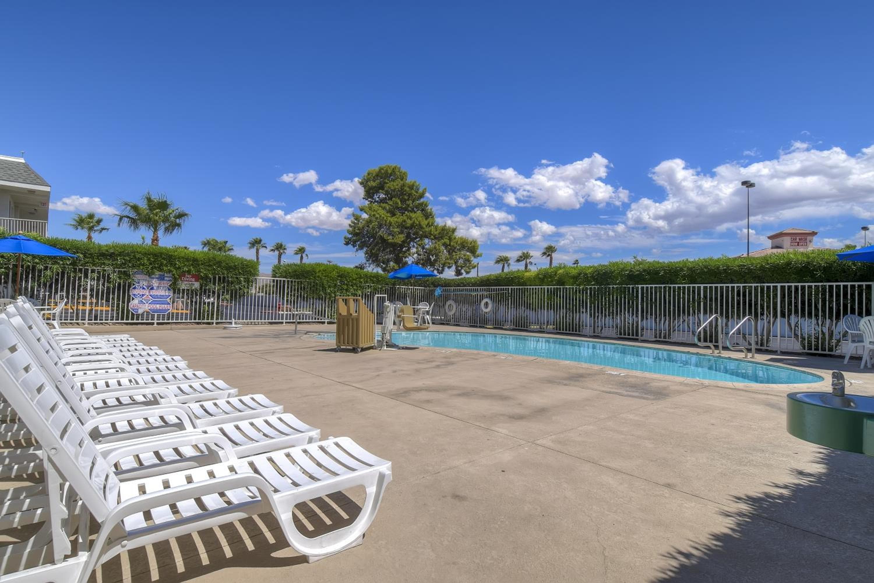 Las Vegas, NV - Boulder Highway — 25