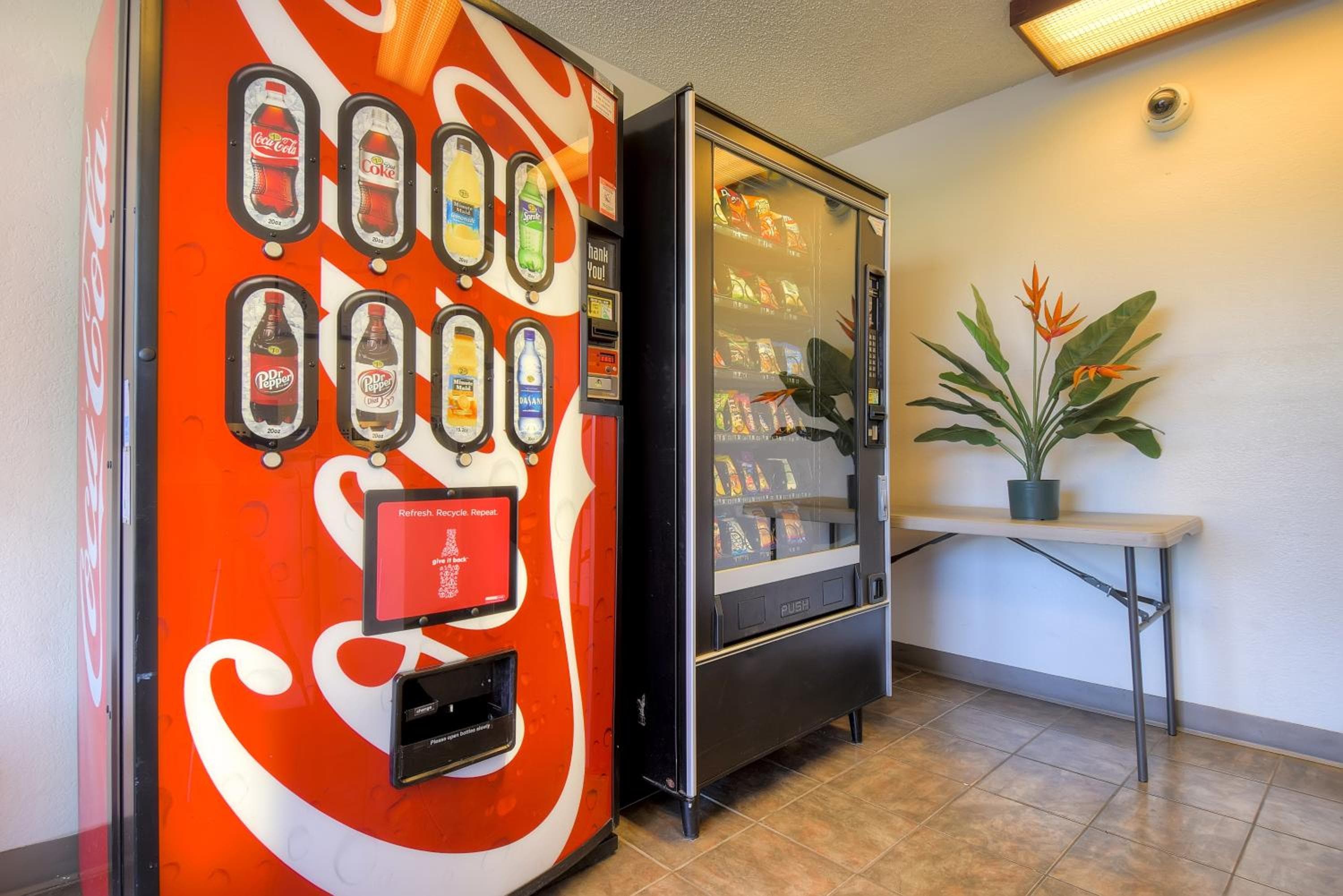 Las Vegas, NV - Boulder Highway — 30