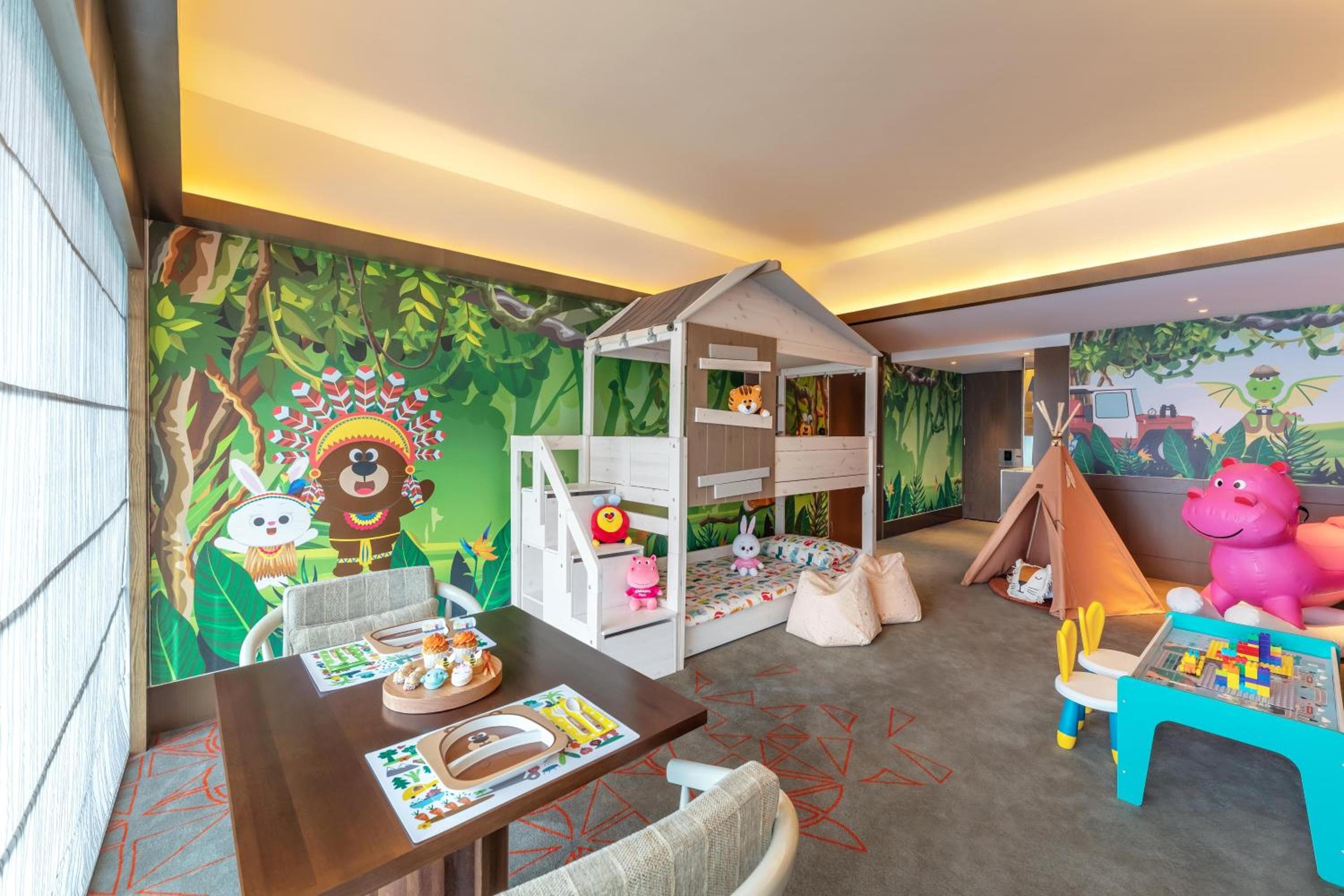 Pan Pacific Singapore hotel, 7 Raffles Boulevard, Marina Square, Singapore, Singapore — photo 44