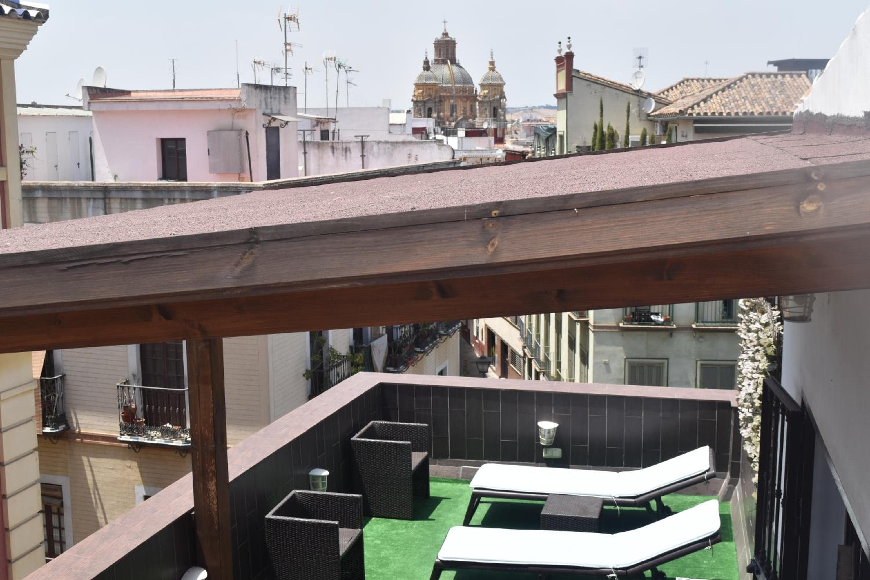 Ático céntrico plaza Moravia ,San Julian. — 29