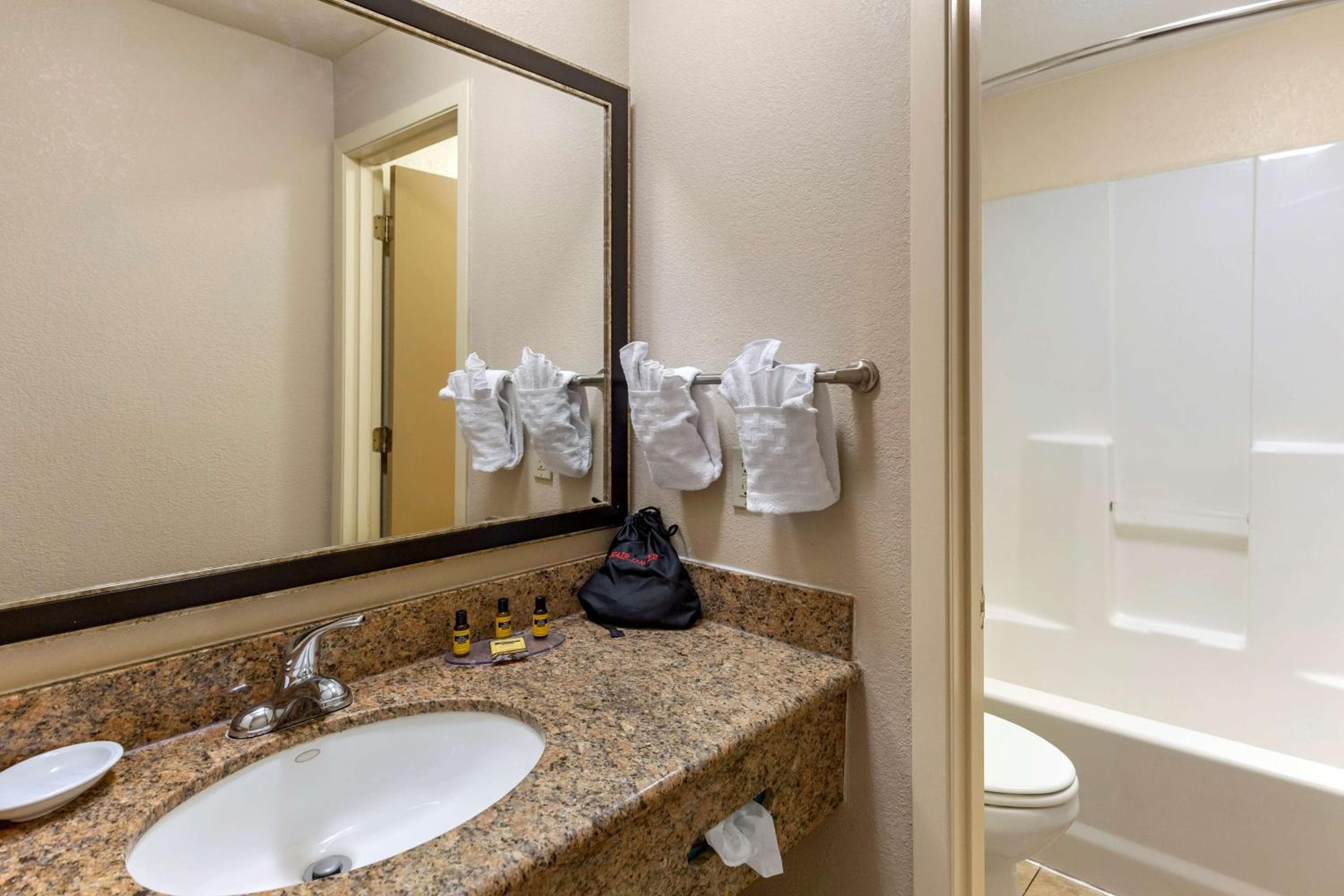 Best Western Plus Las Vegas West — 16