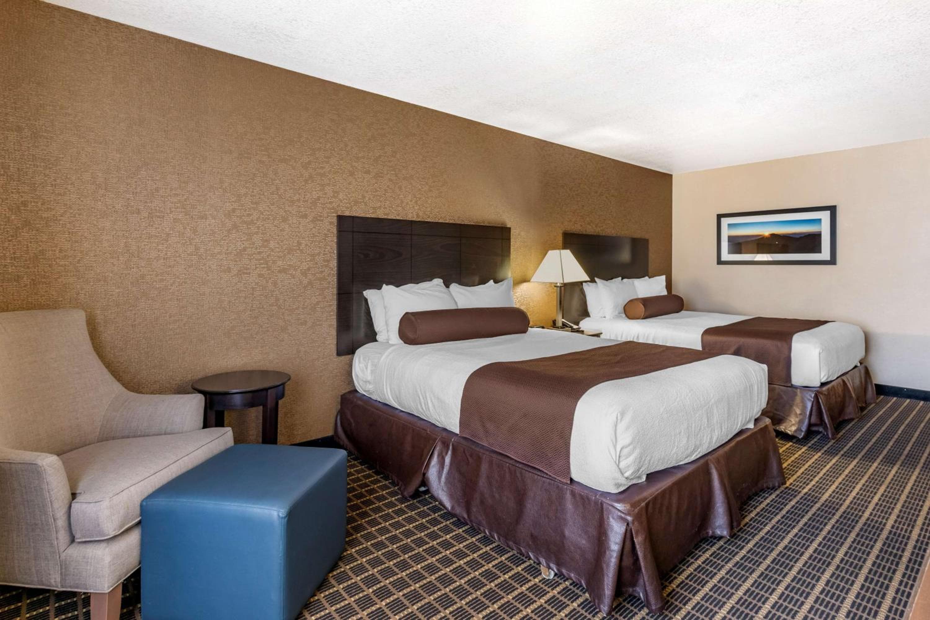 Best Western Plus Las Vegas West — 23