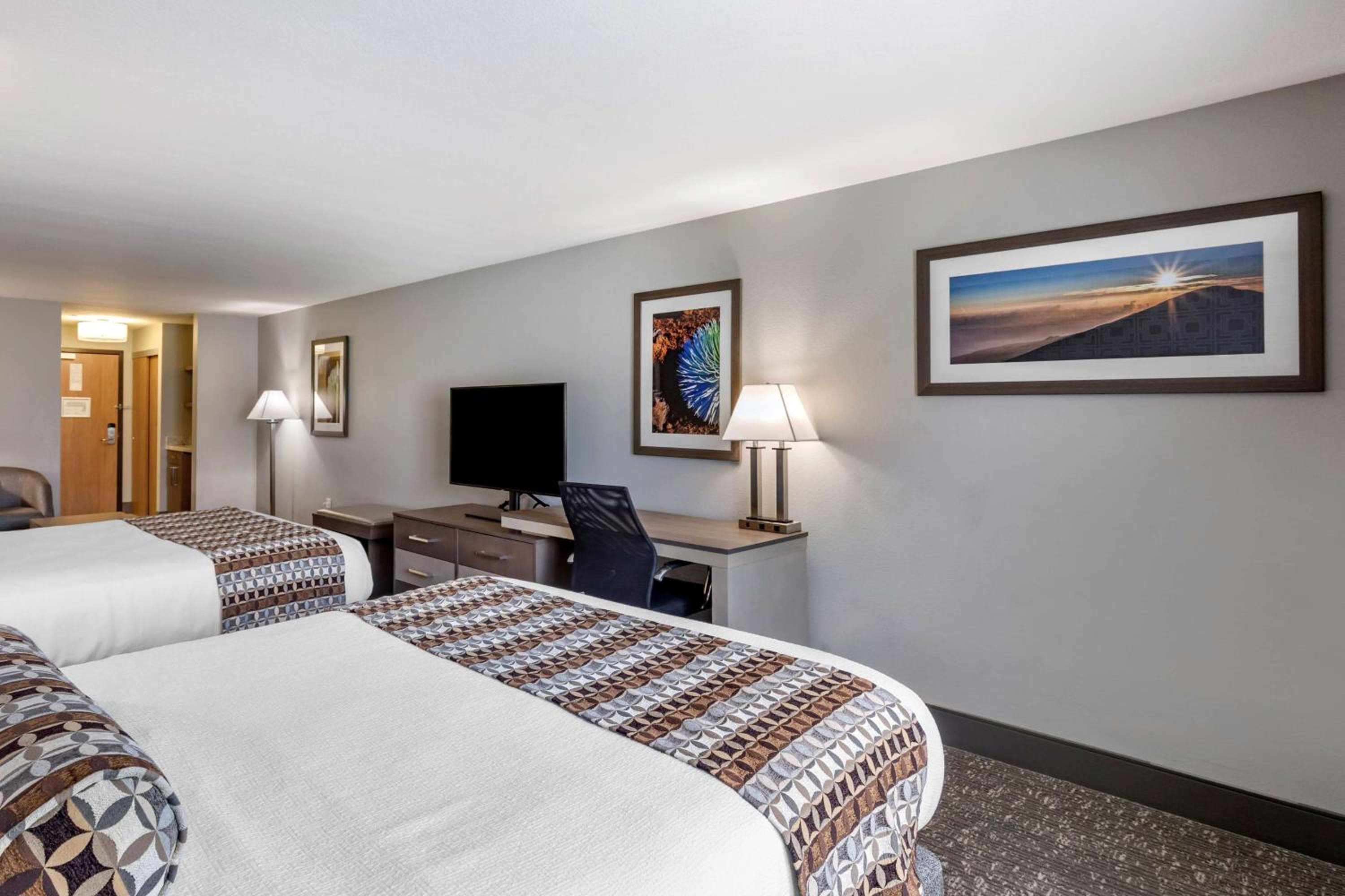 Best Western Plus Las Vegas West — 17