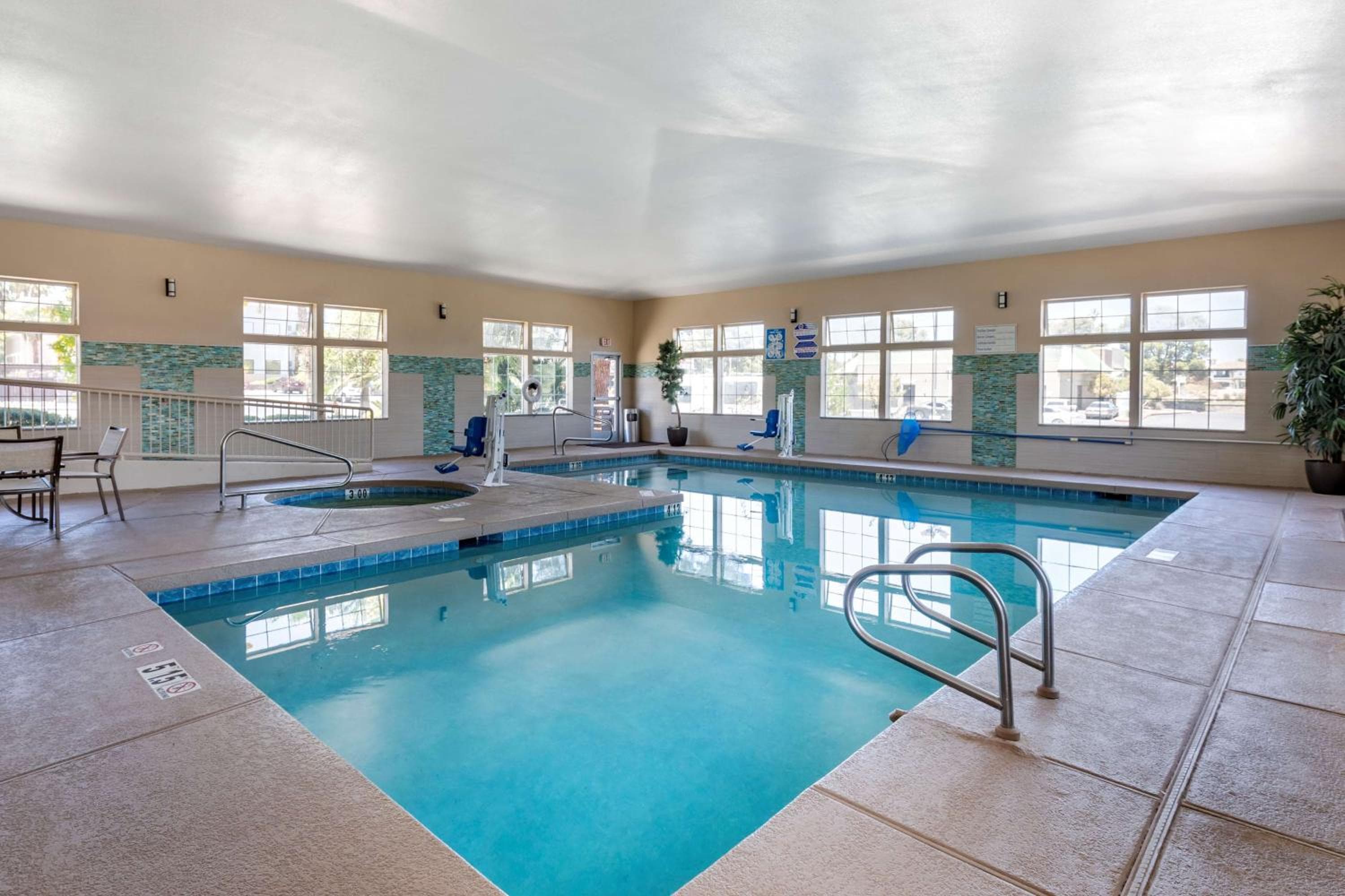 Best Western Plus Las Vegas West — 11