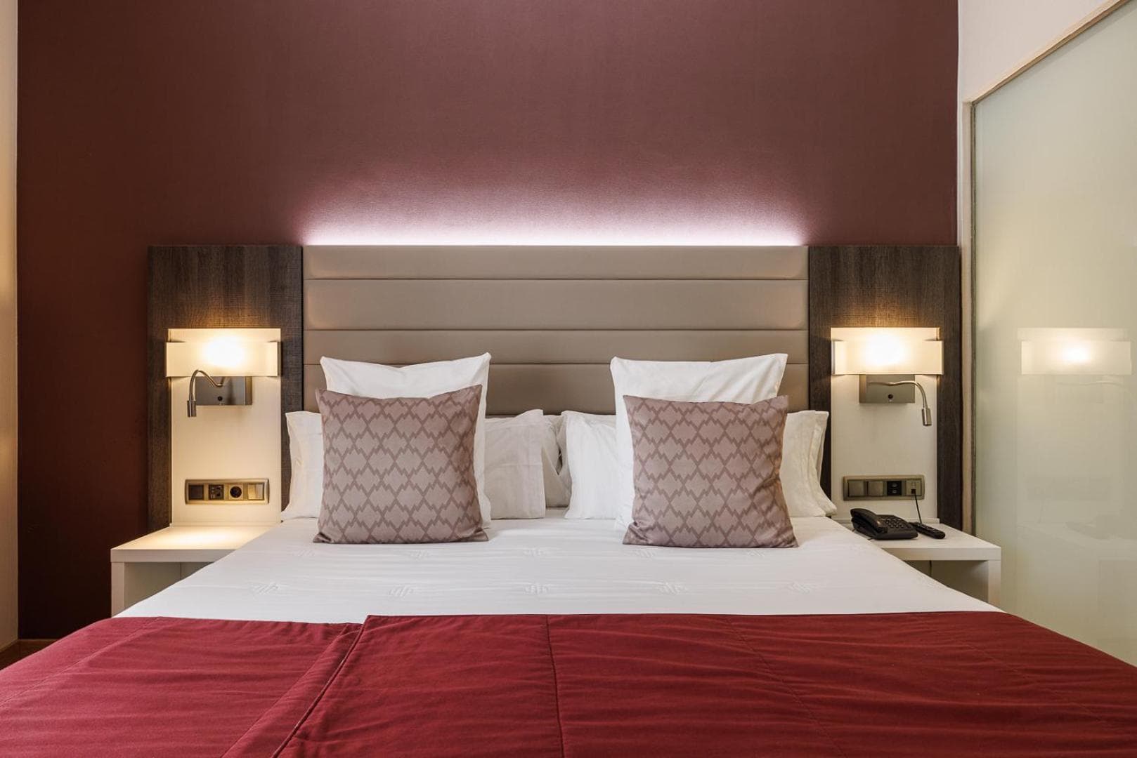 Hotel Ronda Lesseps — 12