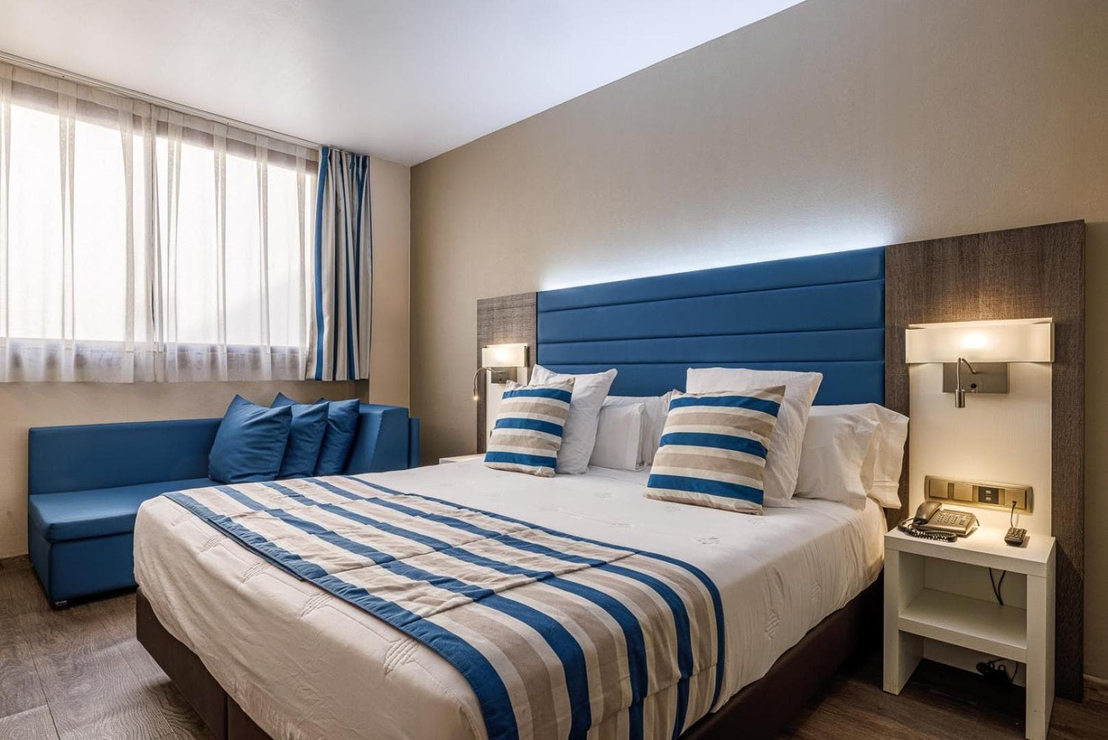 Hotel Ronda Lesseps — 2