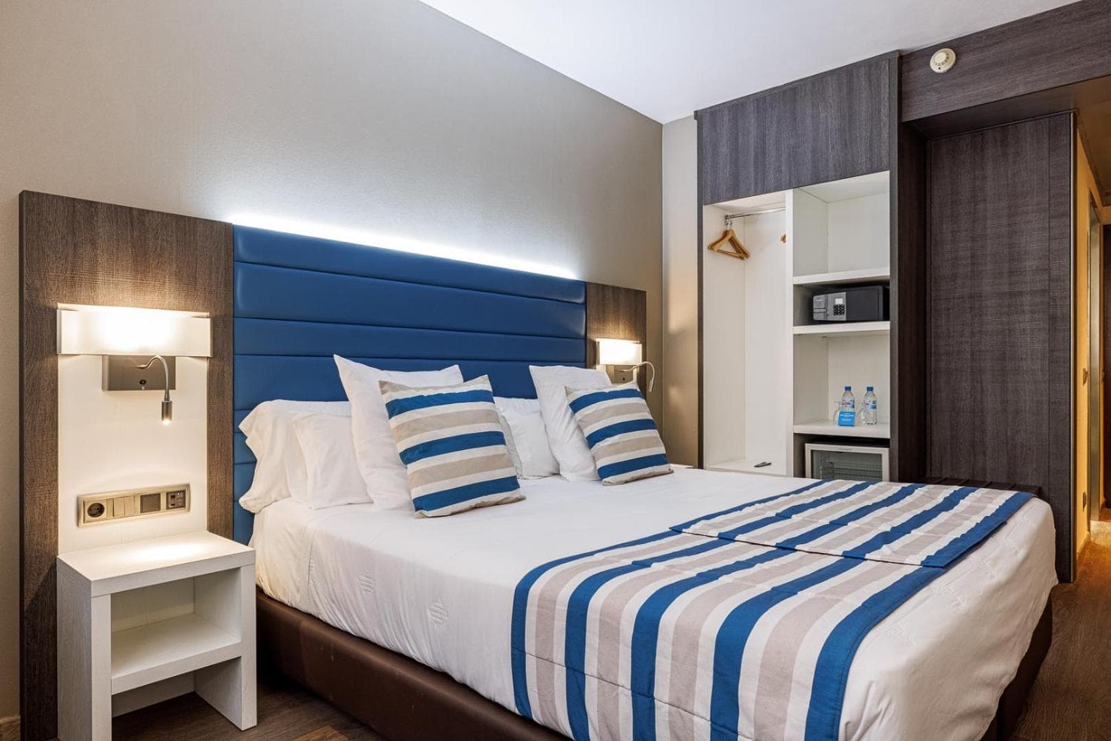 Hotel Ronda Lesseps — 13