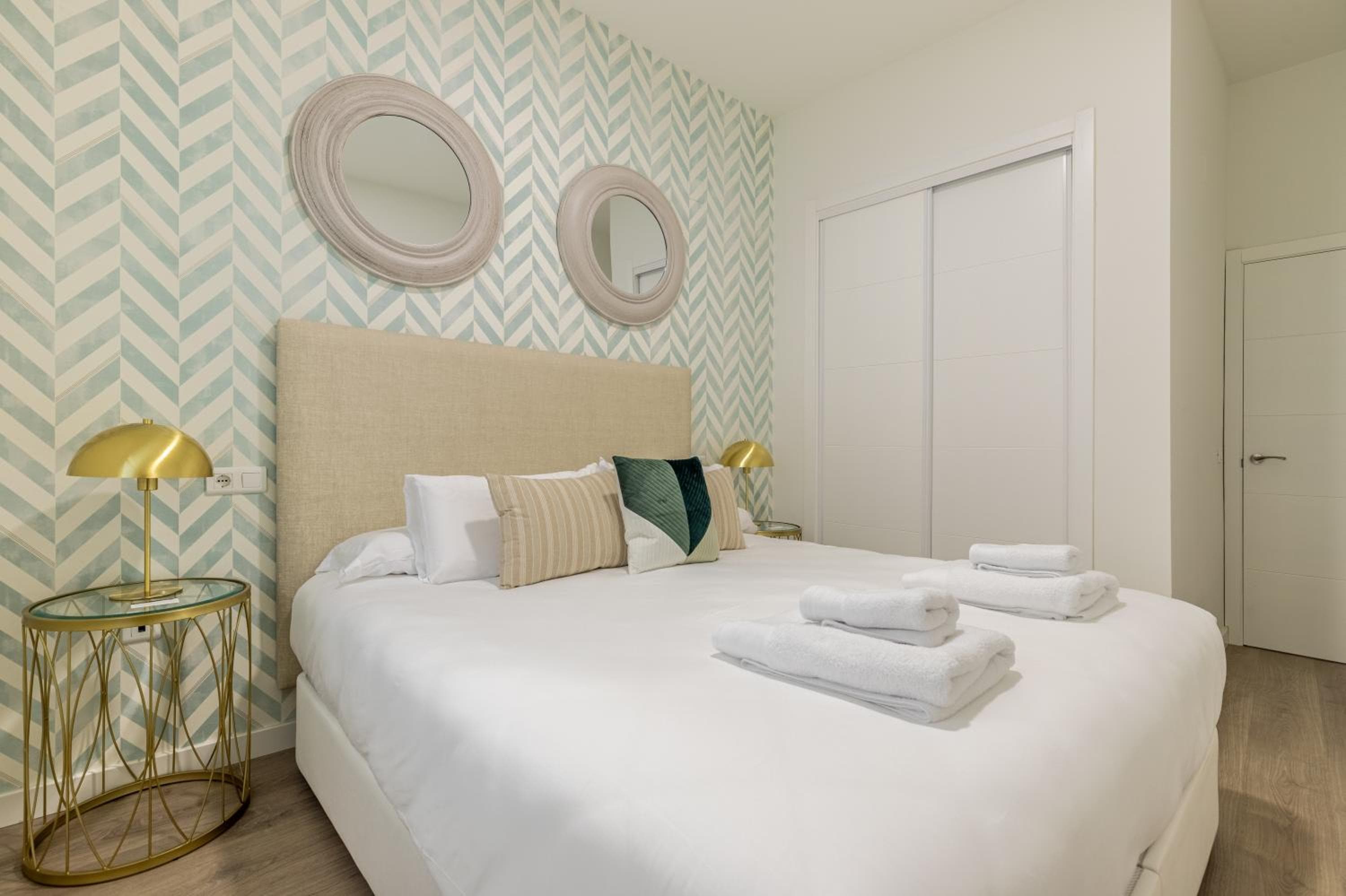 Thyssen Boutique Apartments di Caleta Homes — 7