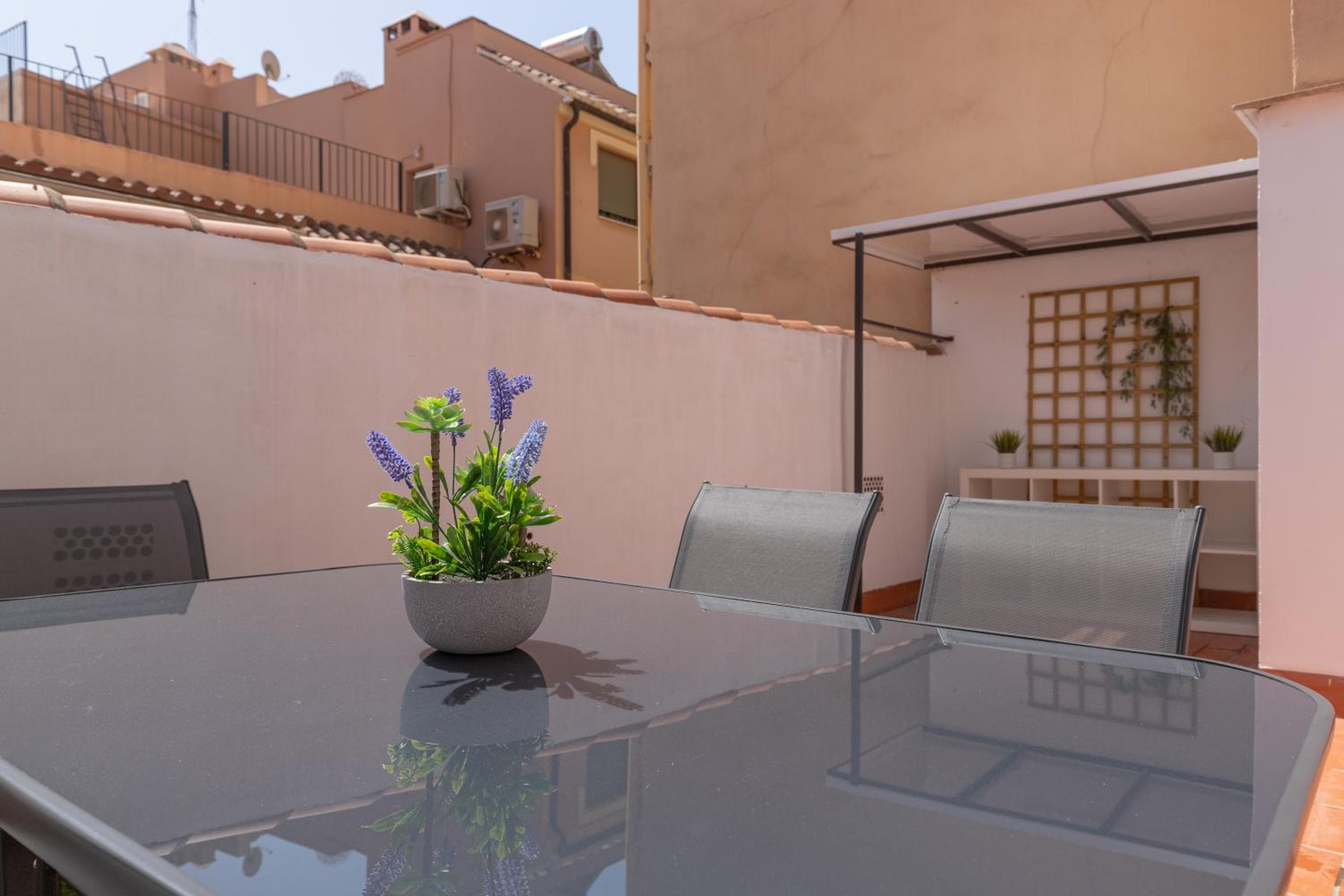 Thyssen Boutique Apartments di Caleta Homes — 11