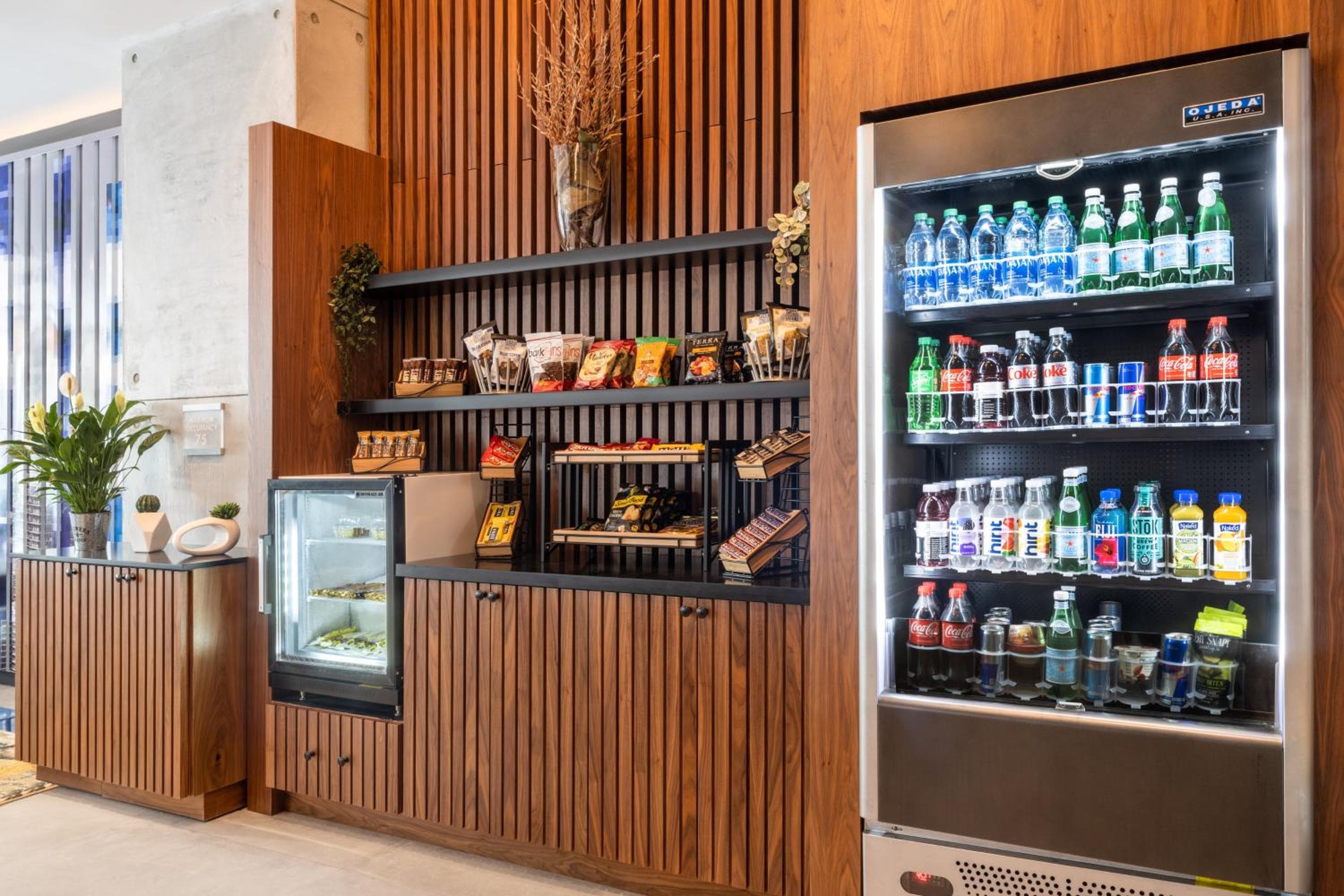 Atwell Suites - Miami Brickell, an IHG Hotel — 8