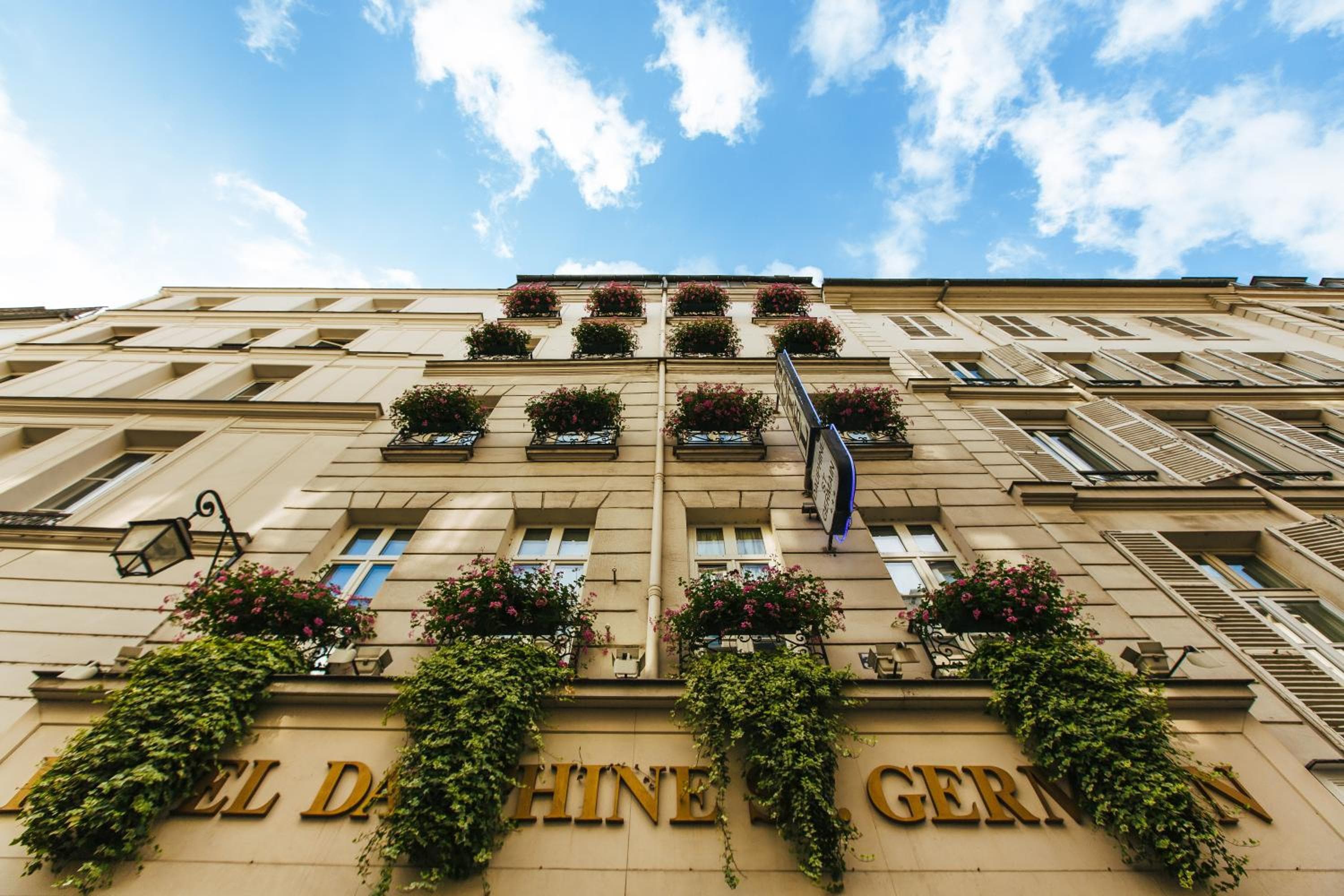 Dauphine Saint Germain — 11