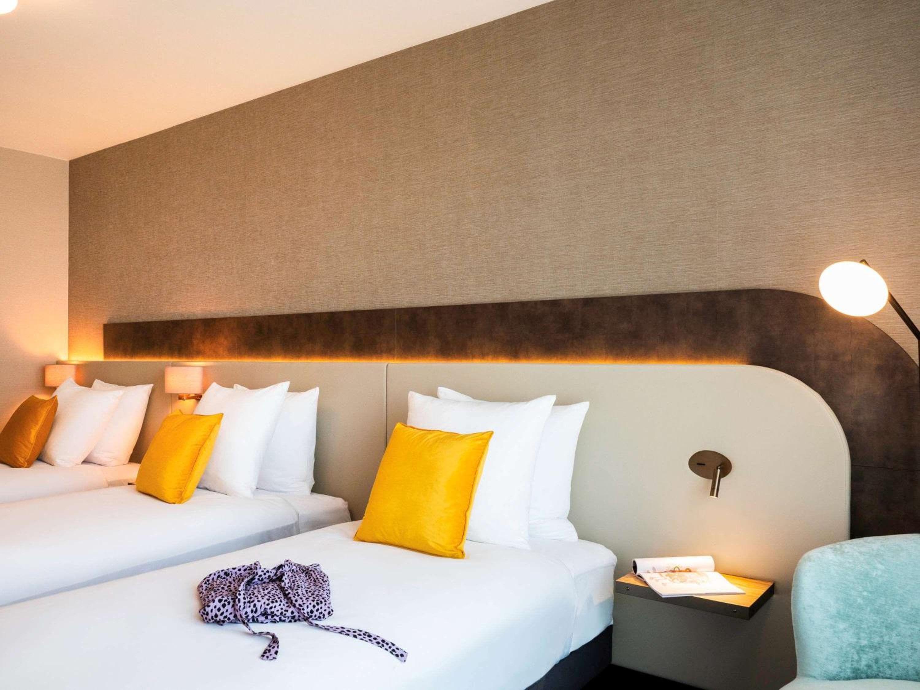 Mercure Amsterdam North Station — 22