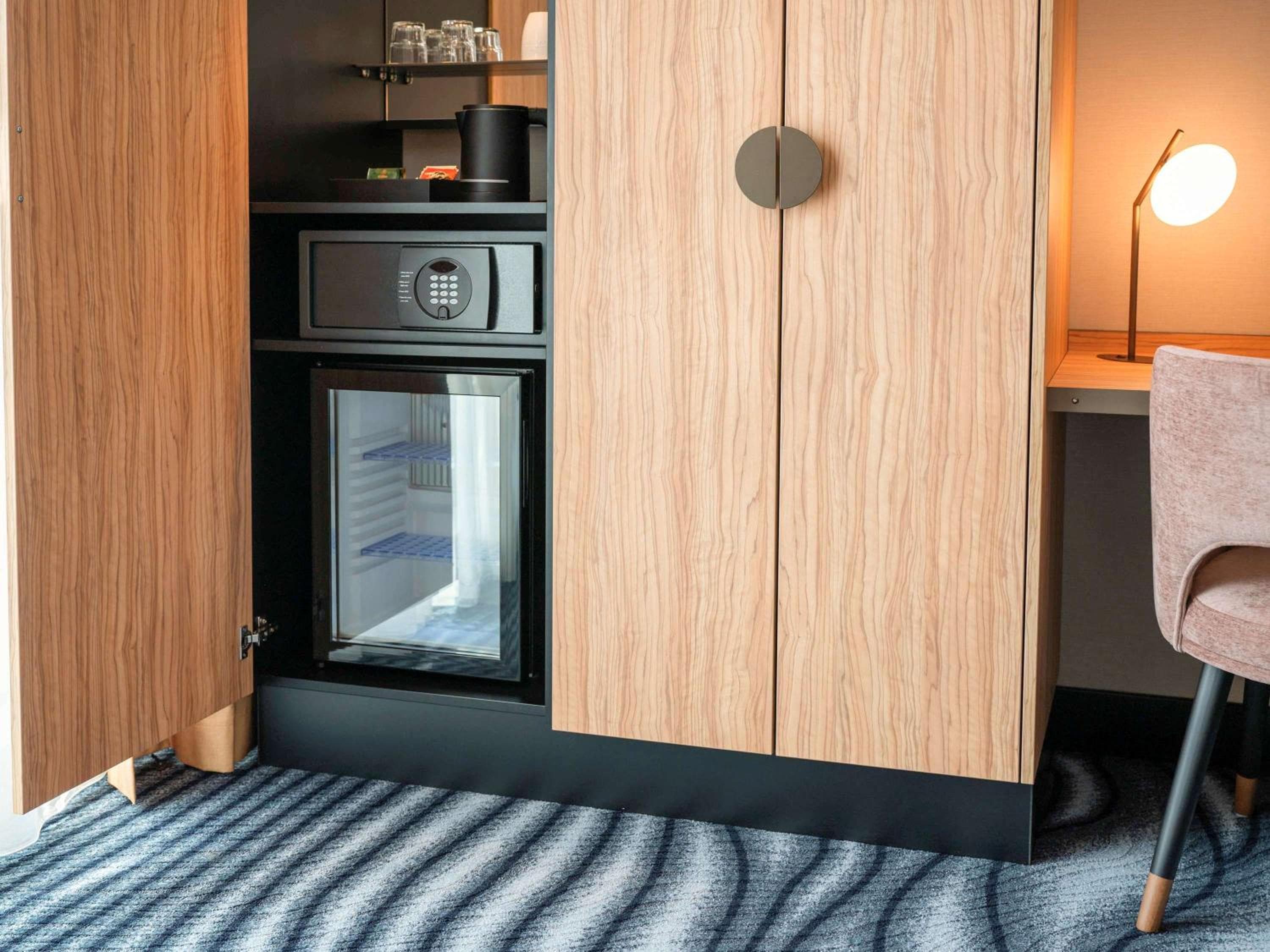 Mercure Amsterdam North Station — 13