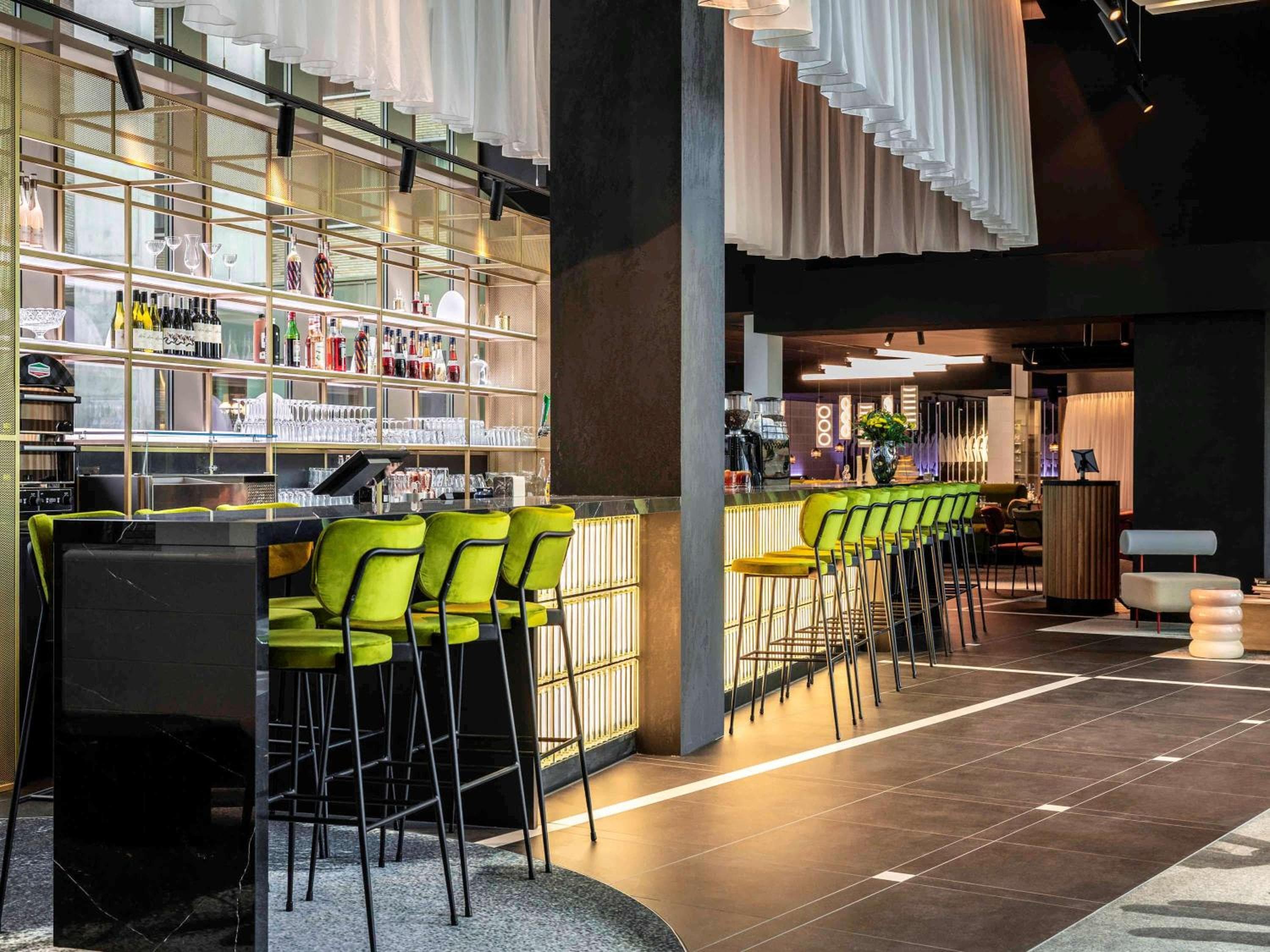 Mercure Amsterdam North Station — 10