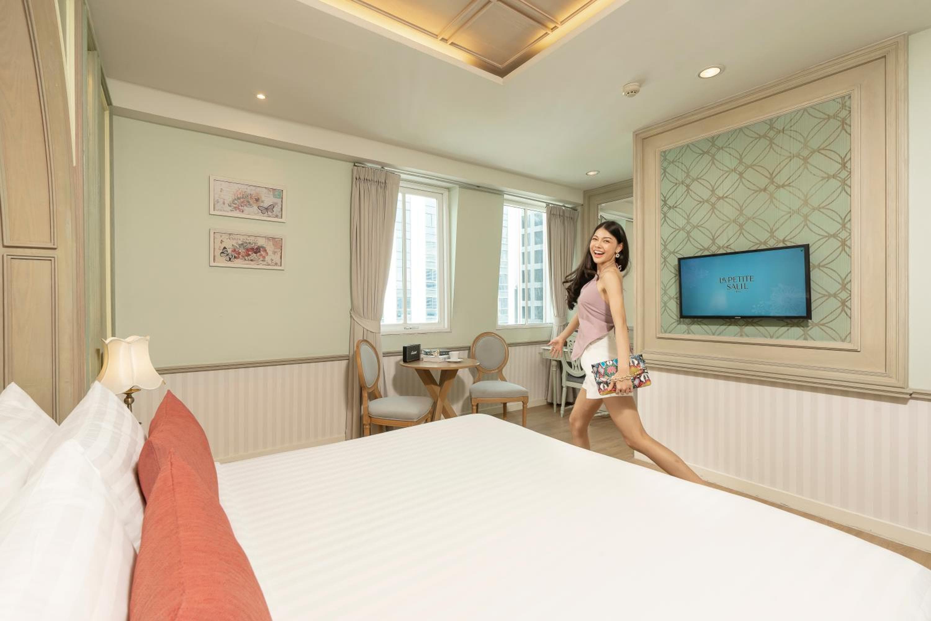 La Petite Salil Sukhumvit 11 — 26