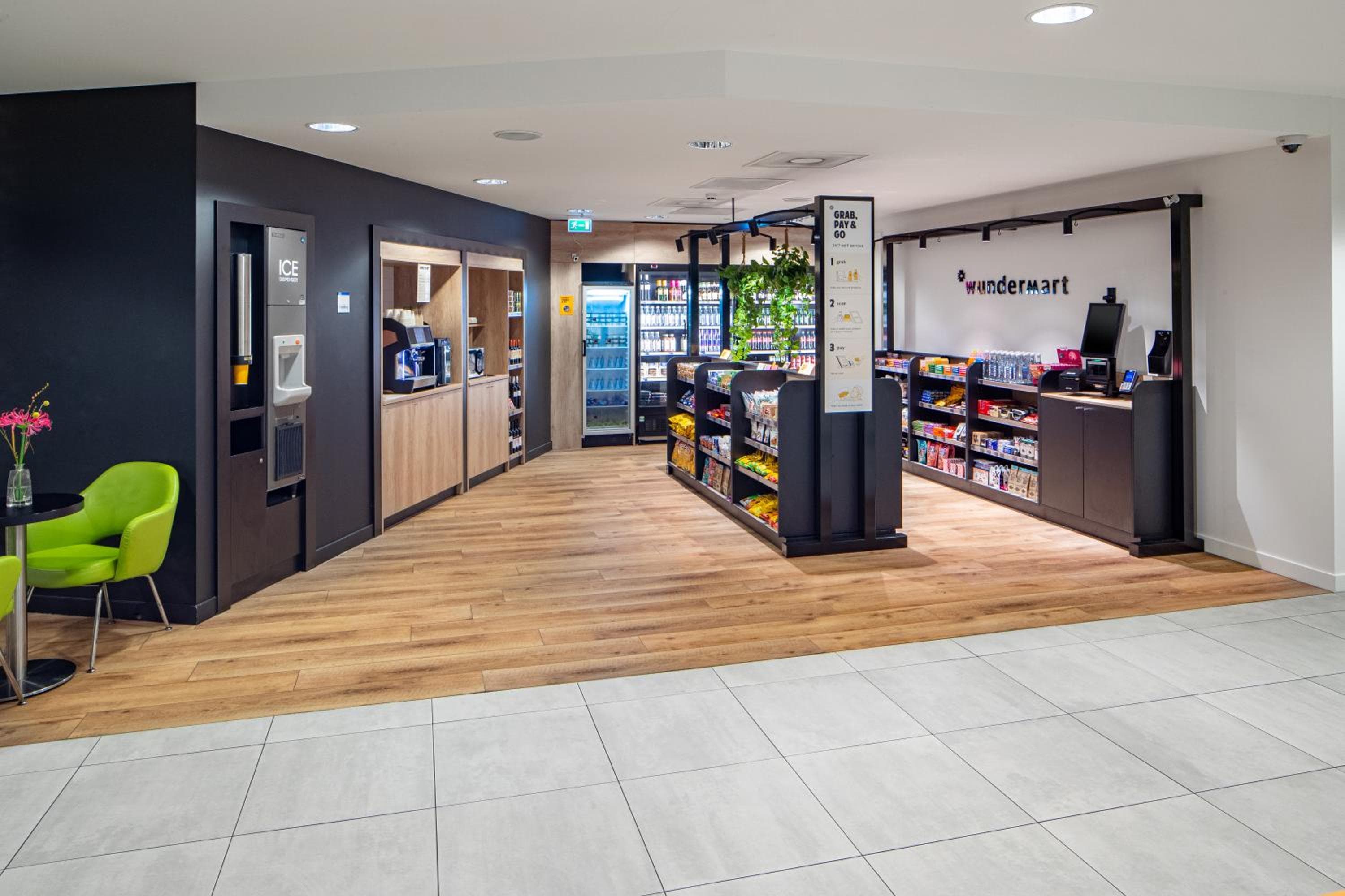 Holiday Inn Express Amsterdam Arena Towers by IHG — 5