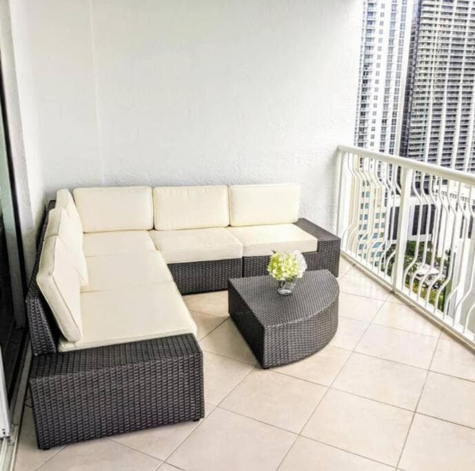 Vollständig renoviertes Einzimmerapartment im The Club — 4