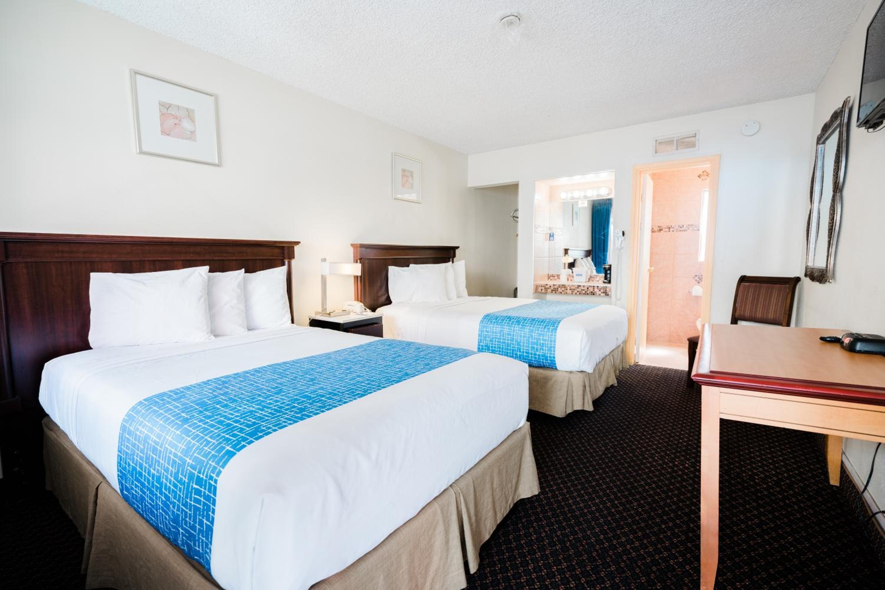 Travelodge by Wyndham Las Vegas — 25